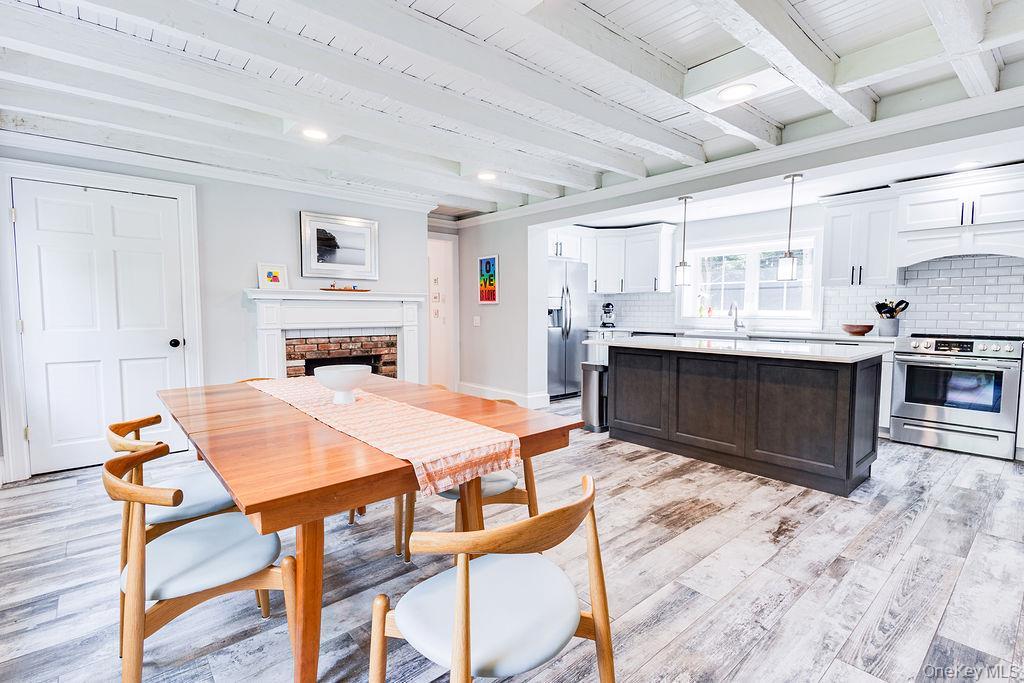 Single Family Landing  Suffolk County, NY 11787, MLS-890198-26