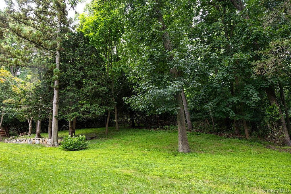 Single Family Landing  Suffolk County, NY 11787, MLS-890198-46