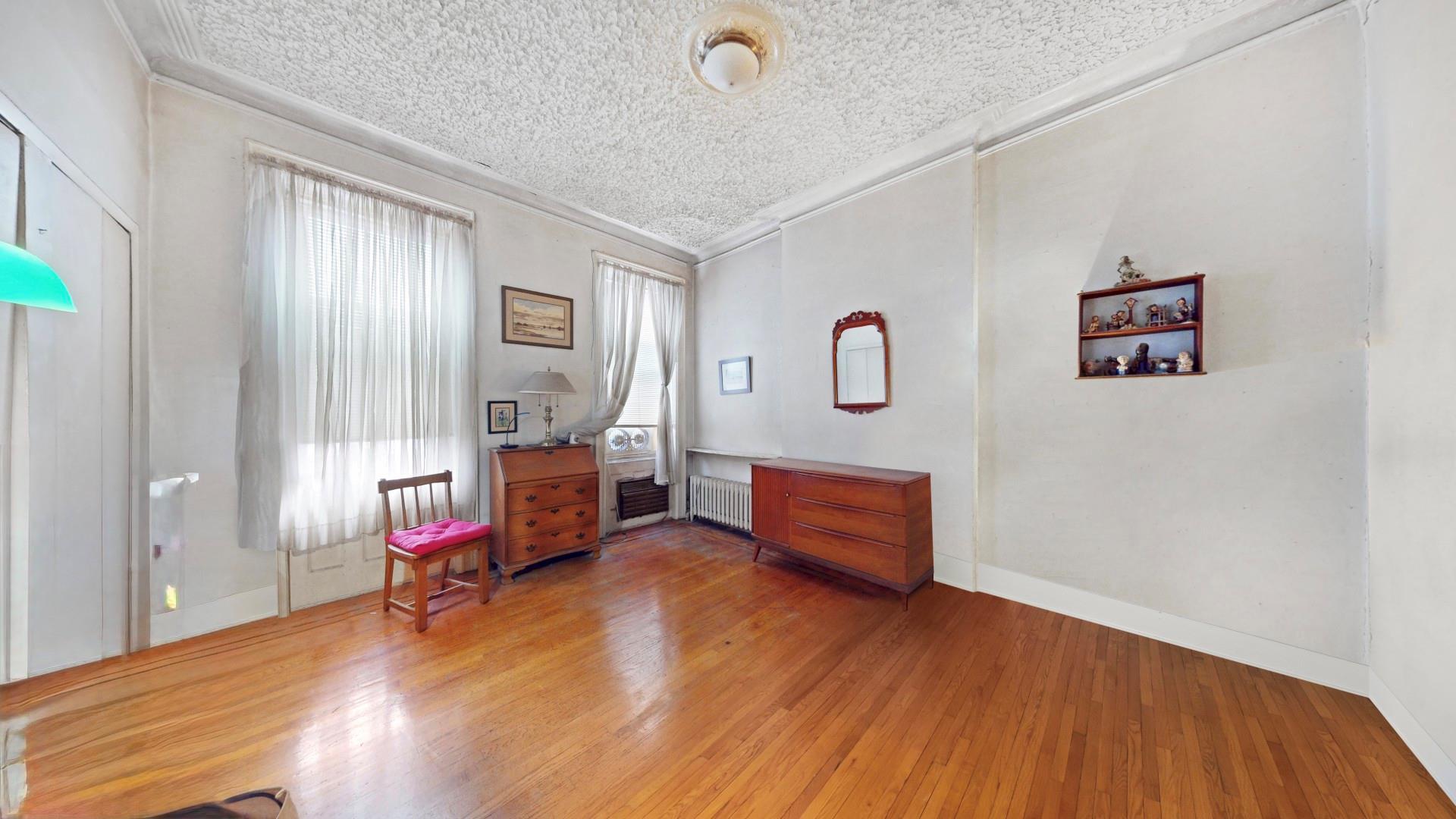 Single Family 38th  Queens, NY 11103, MLS-890203-20