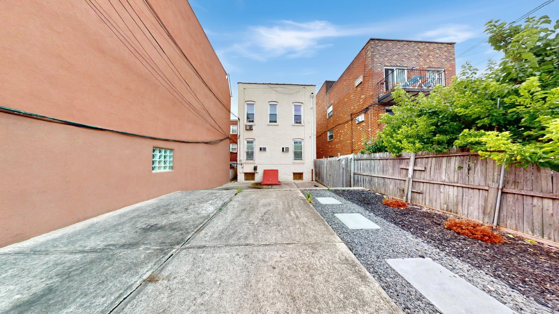 Single Family 38th  Queens, NY 11103, MLS-890203-25