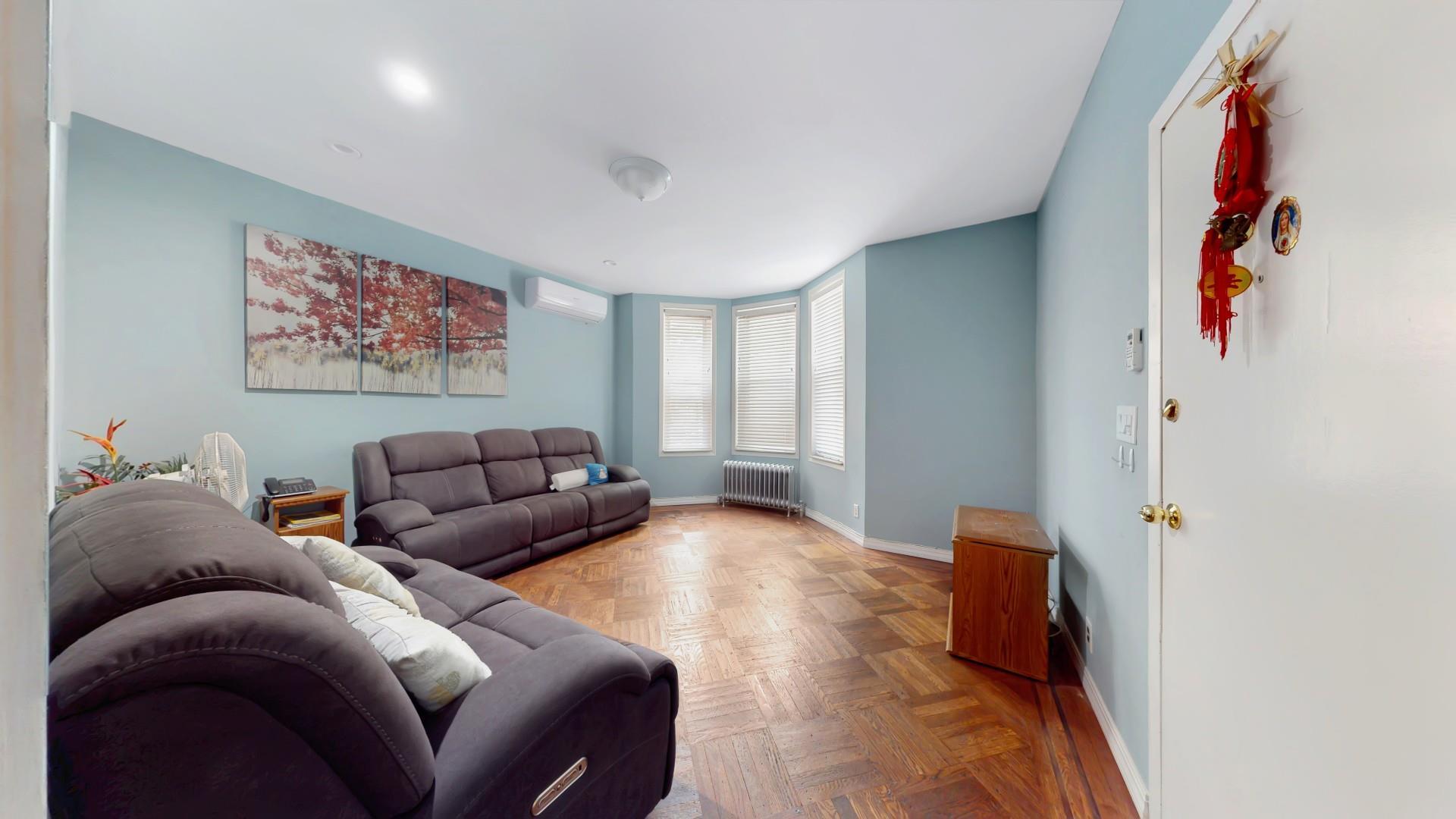 Single Family 38th  Queens, NY 11103, MLS-890203-5