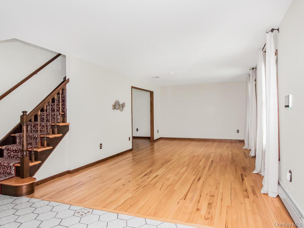 Single Family Buckberg  Rockland County, NY 10980, MLS-890265-3