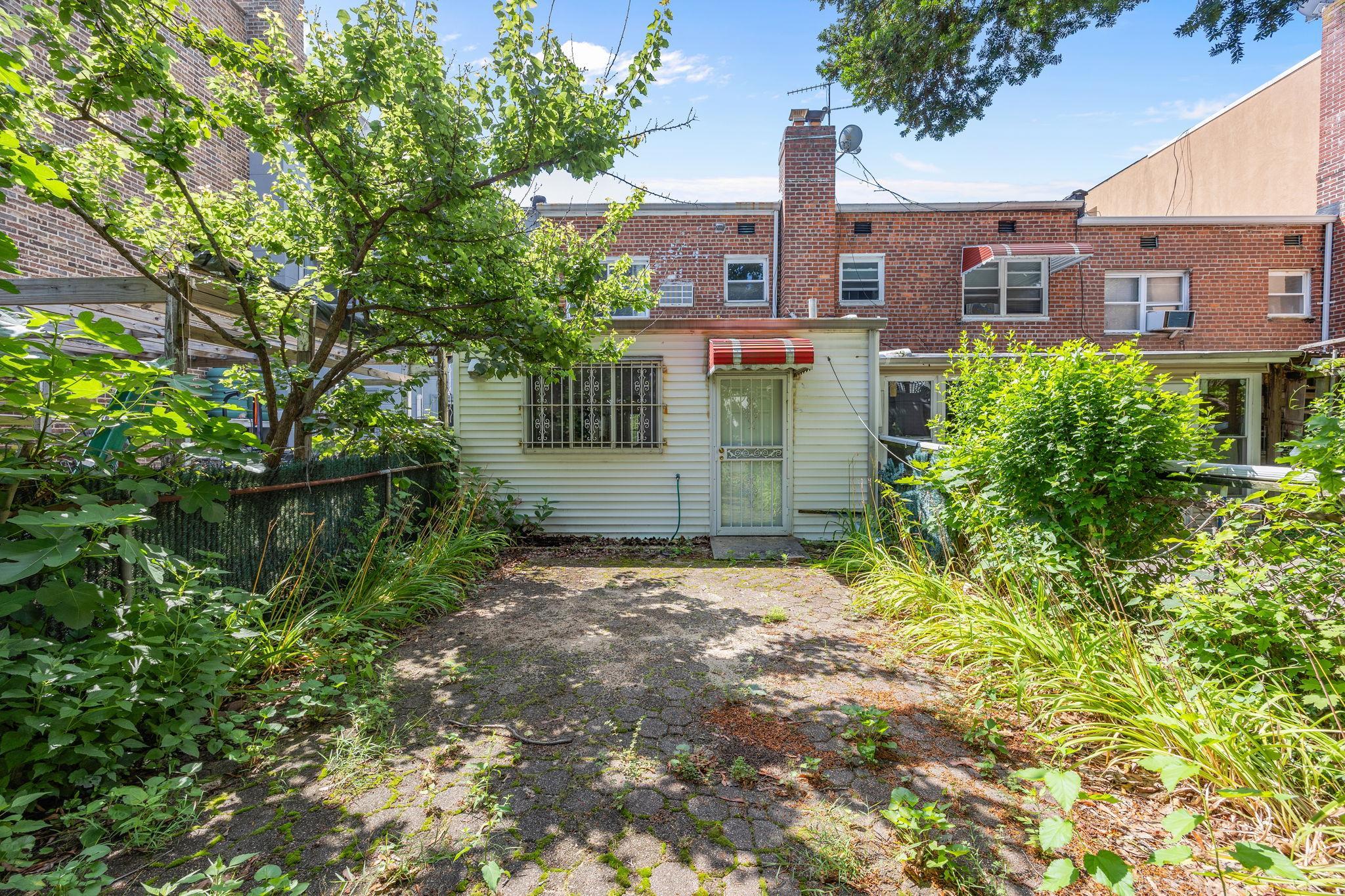 Single Family 71st  Queens, NY 11367, MLS-890269-18