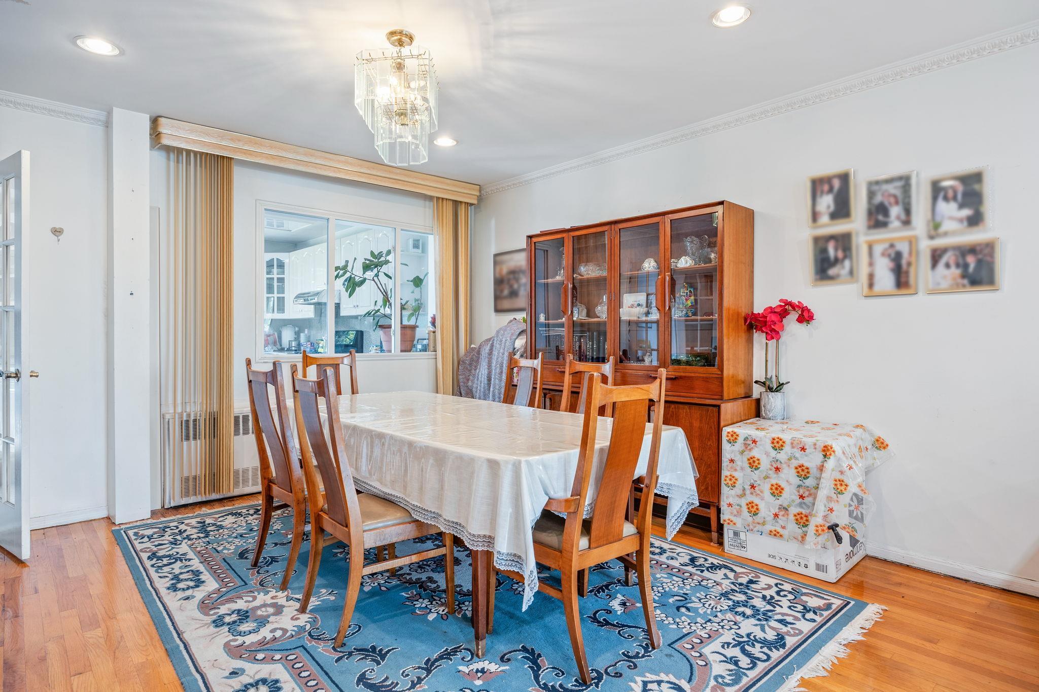 Single Family 71st  Queens, NY 11367, MLS-890269-8