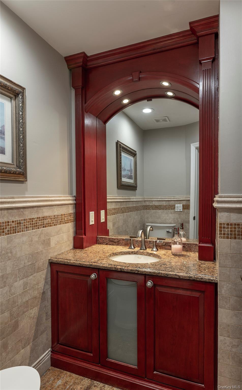 Single Family Phillips Hill Rockland County, NY 10956, MLS-890270-32