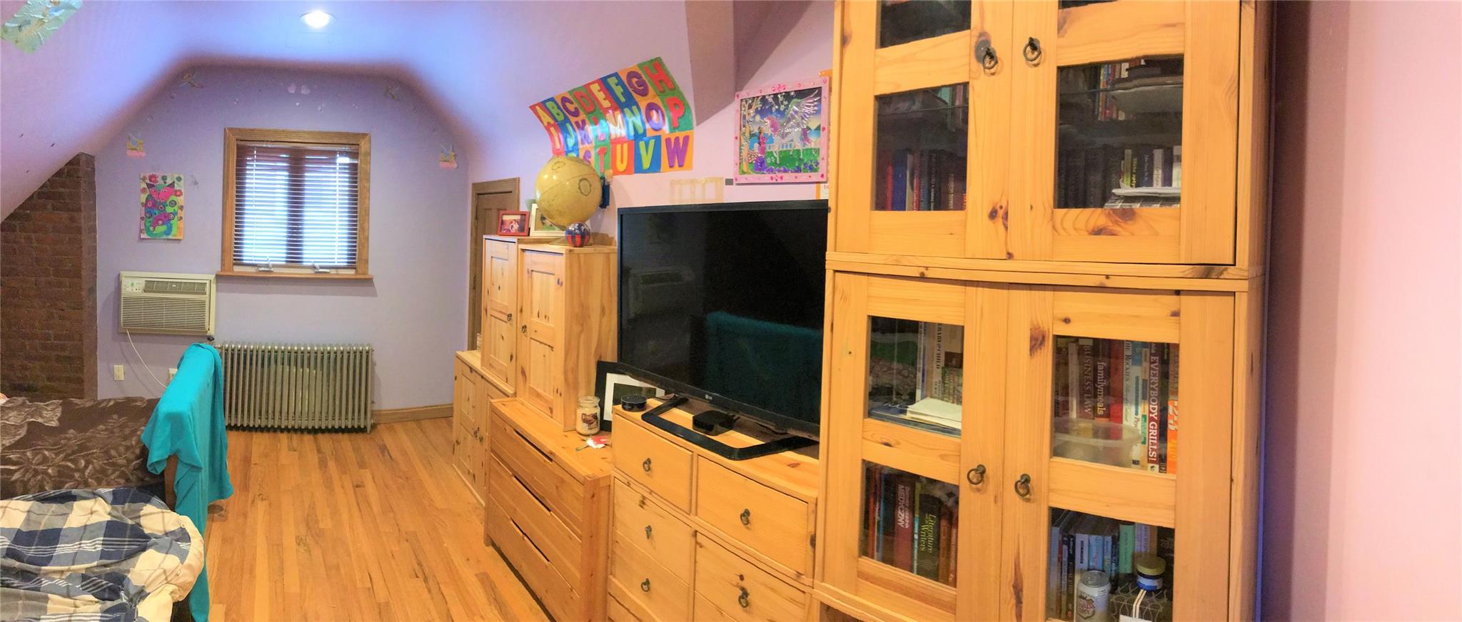 Single Family 159th  Queens, NY 11358, MLS-890277-22