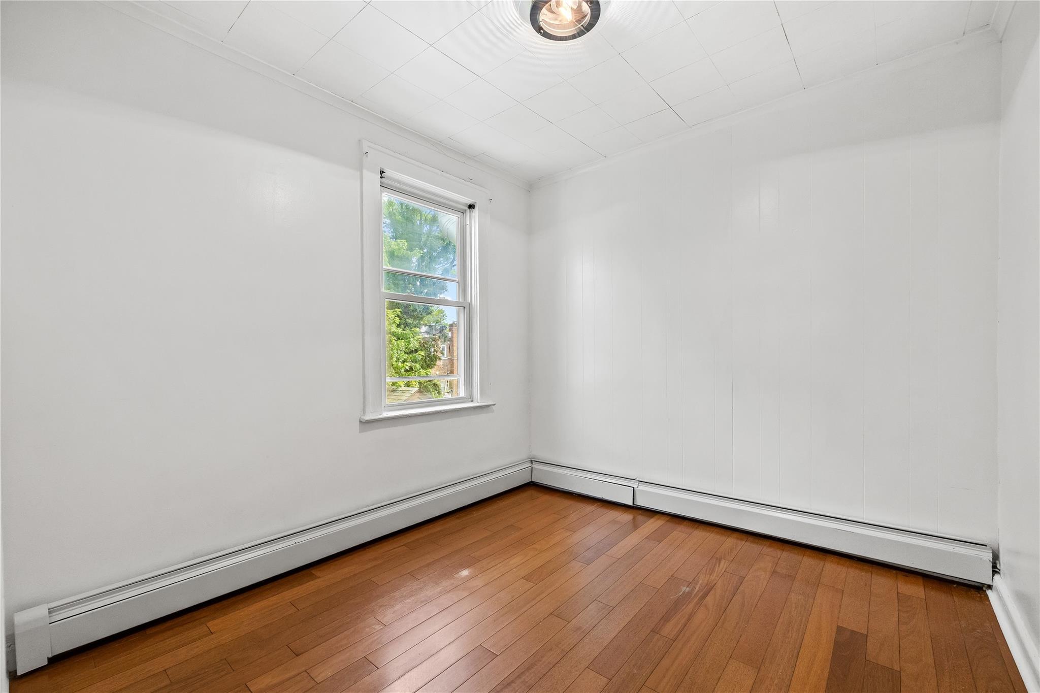 Single Family Quince  Queens, NY 11355, MLS-890290-18