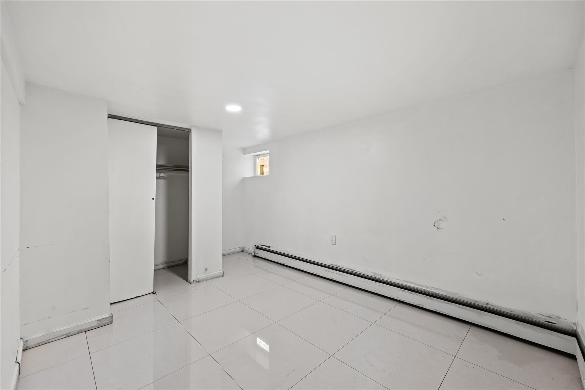 Single Family Quince  Queens, NY 11355, MLS-890290-21