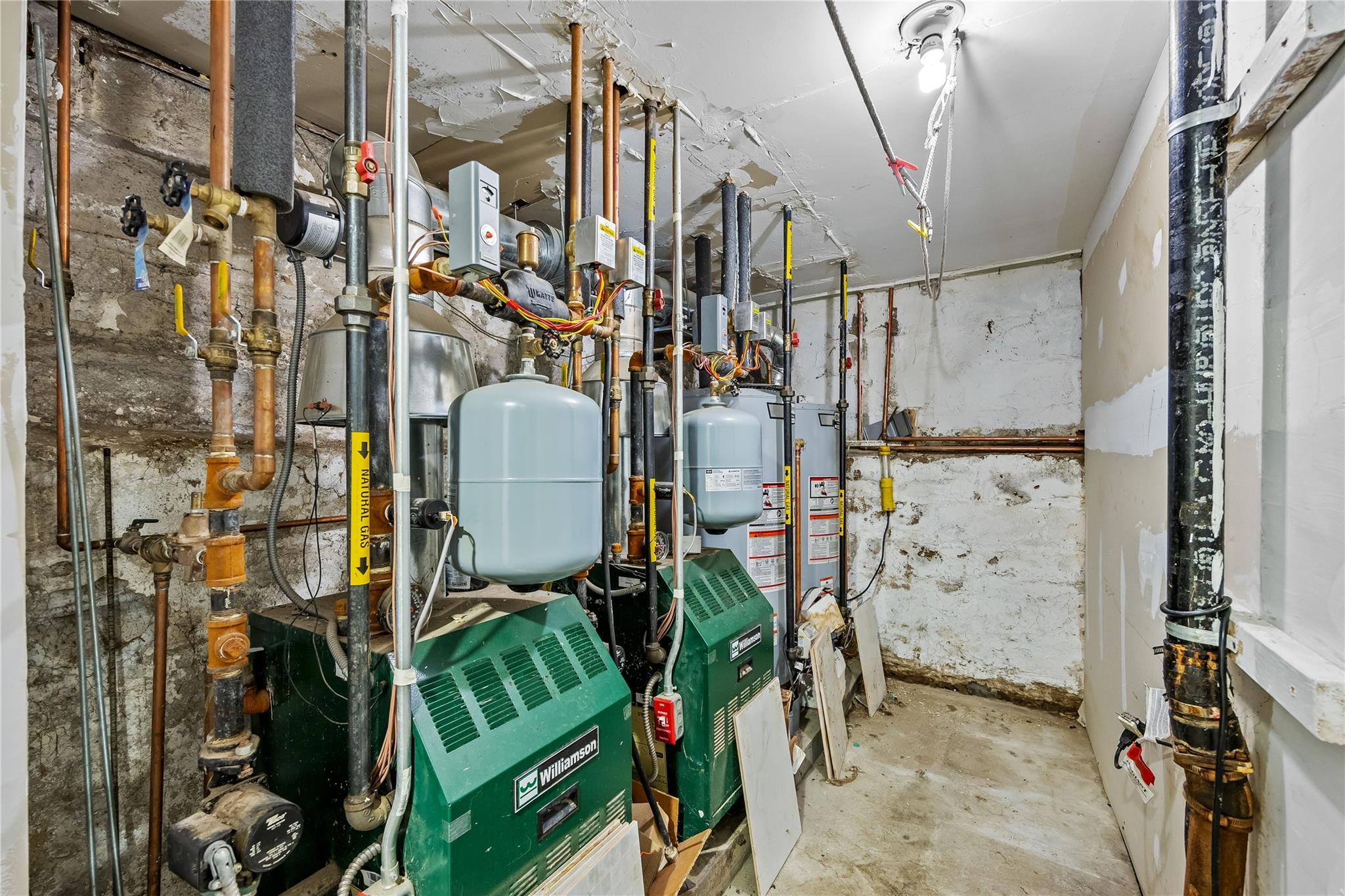 Single Family Quince  Queens, NY 11355, MLS-890290-24