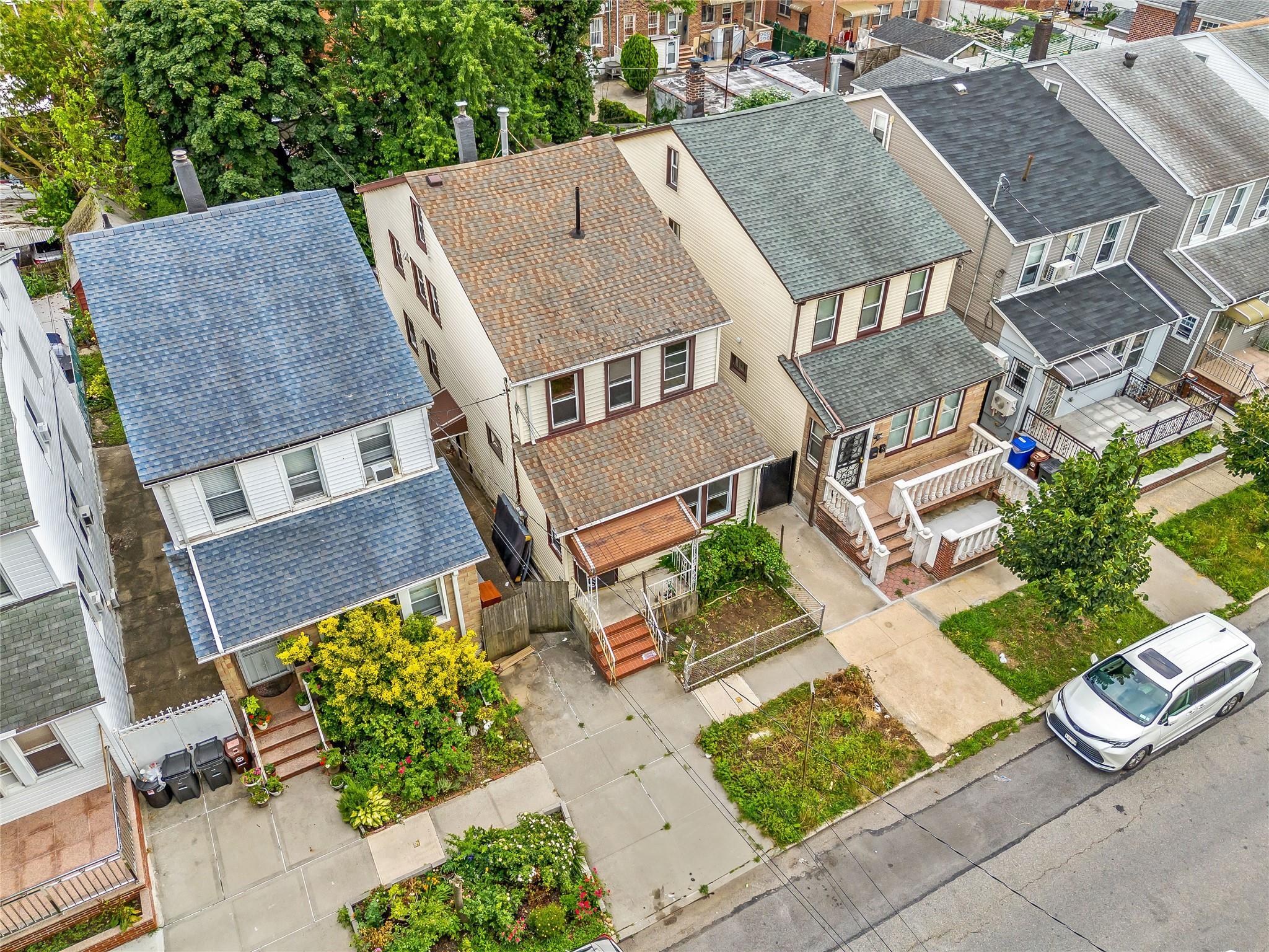 Single Family Quince  Queens, NY 11355, MLS-890290-26