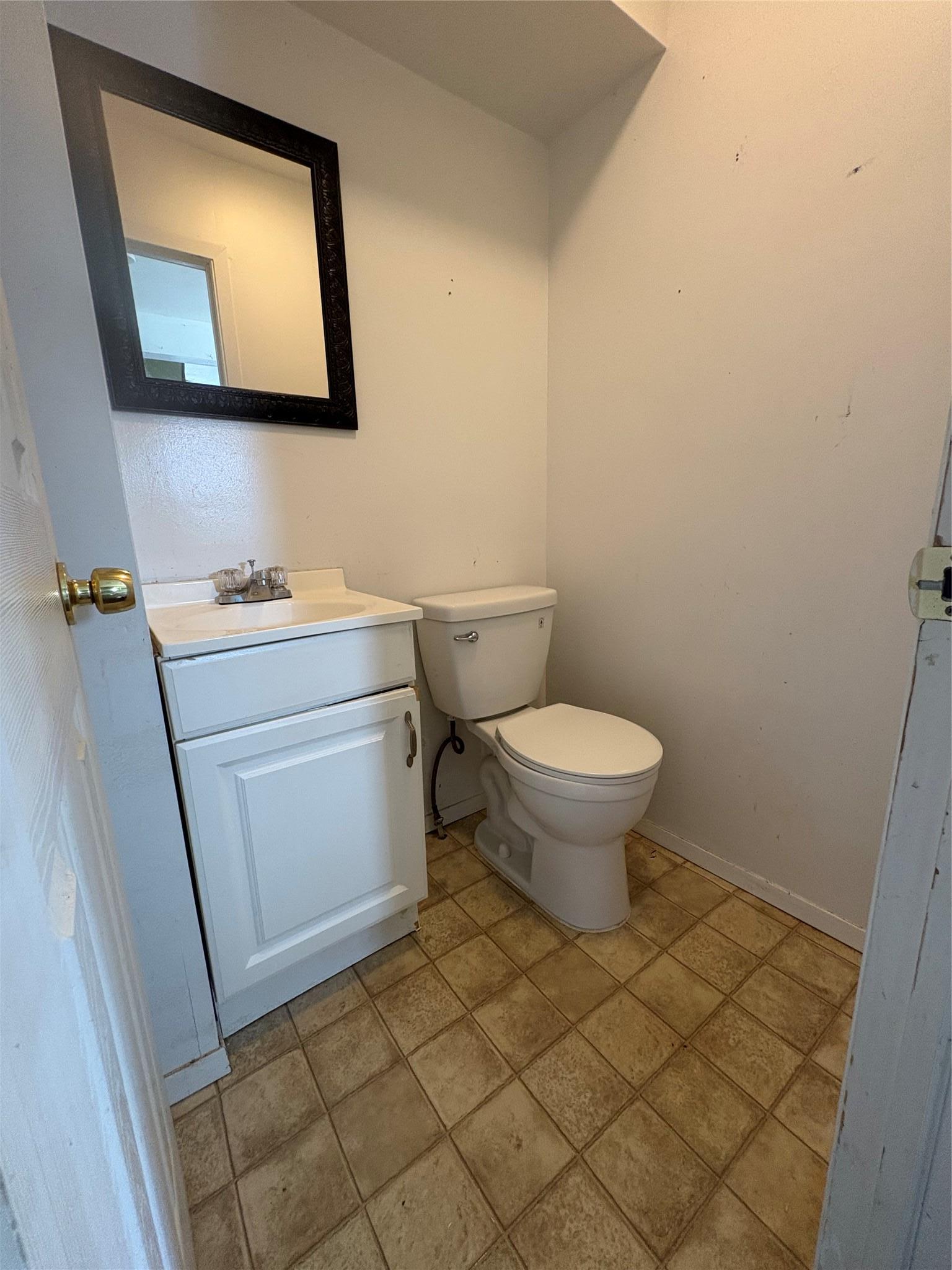 Single Family Lynbrook  Suffolk County, NY 11951, MLS-890292-14