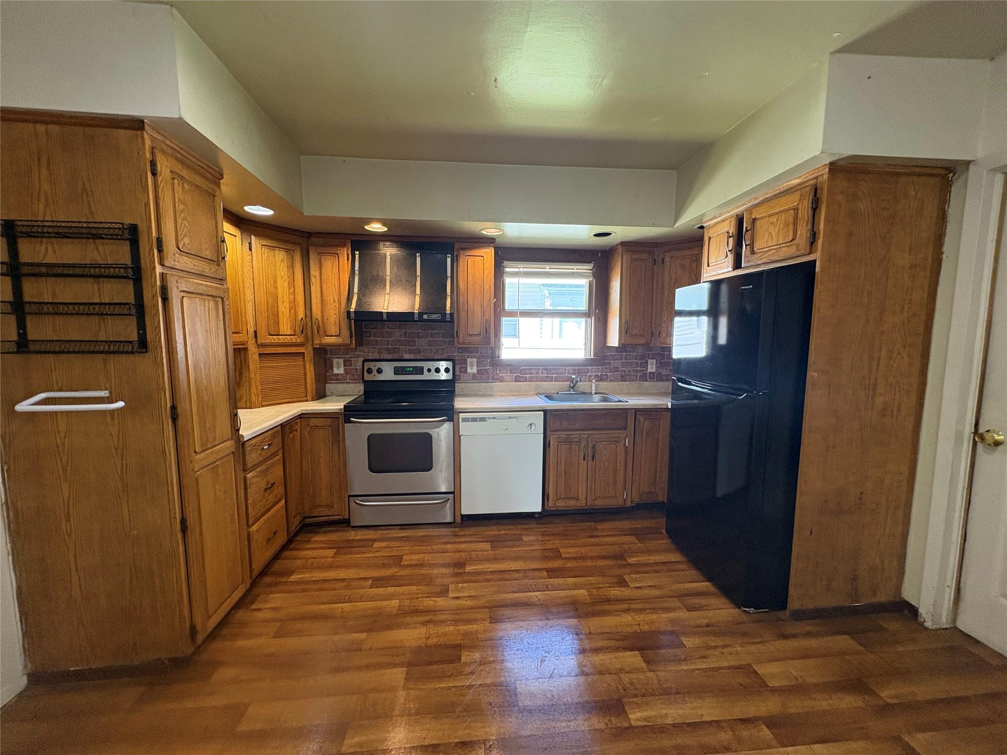 Single Family Lynbrook  Suffolk County, NY 11951, MLS-890292-2