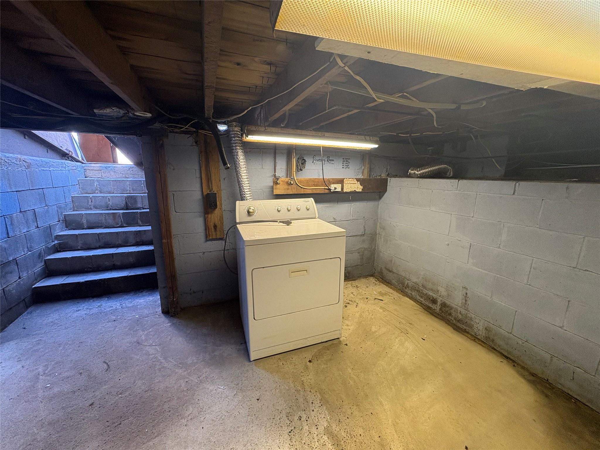 Single Family Lynbrook  Suffolk County, NY 11951, MLS-890292-35
