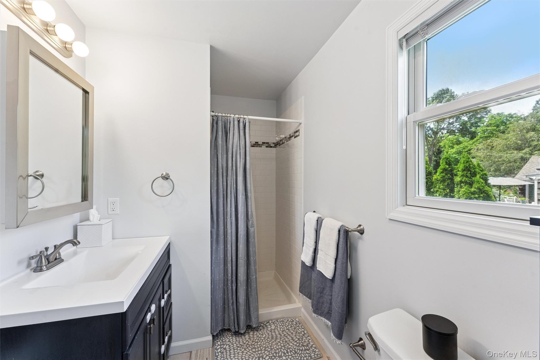 Single Family Hampton Bays  Suffolk County, NY 11946, MLS-890295-11