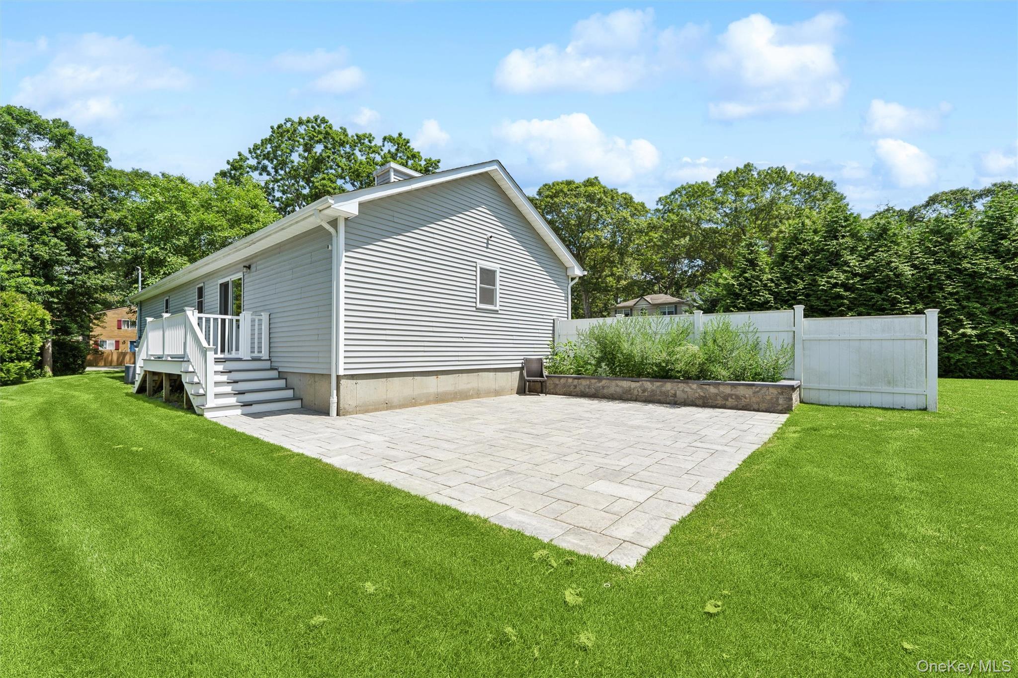Single Family Hampton Bays  Suffolk County, NY 11946, MLS-890295-16