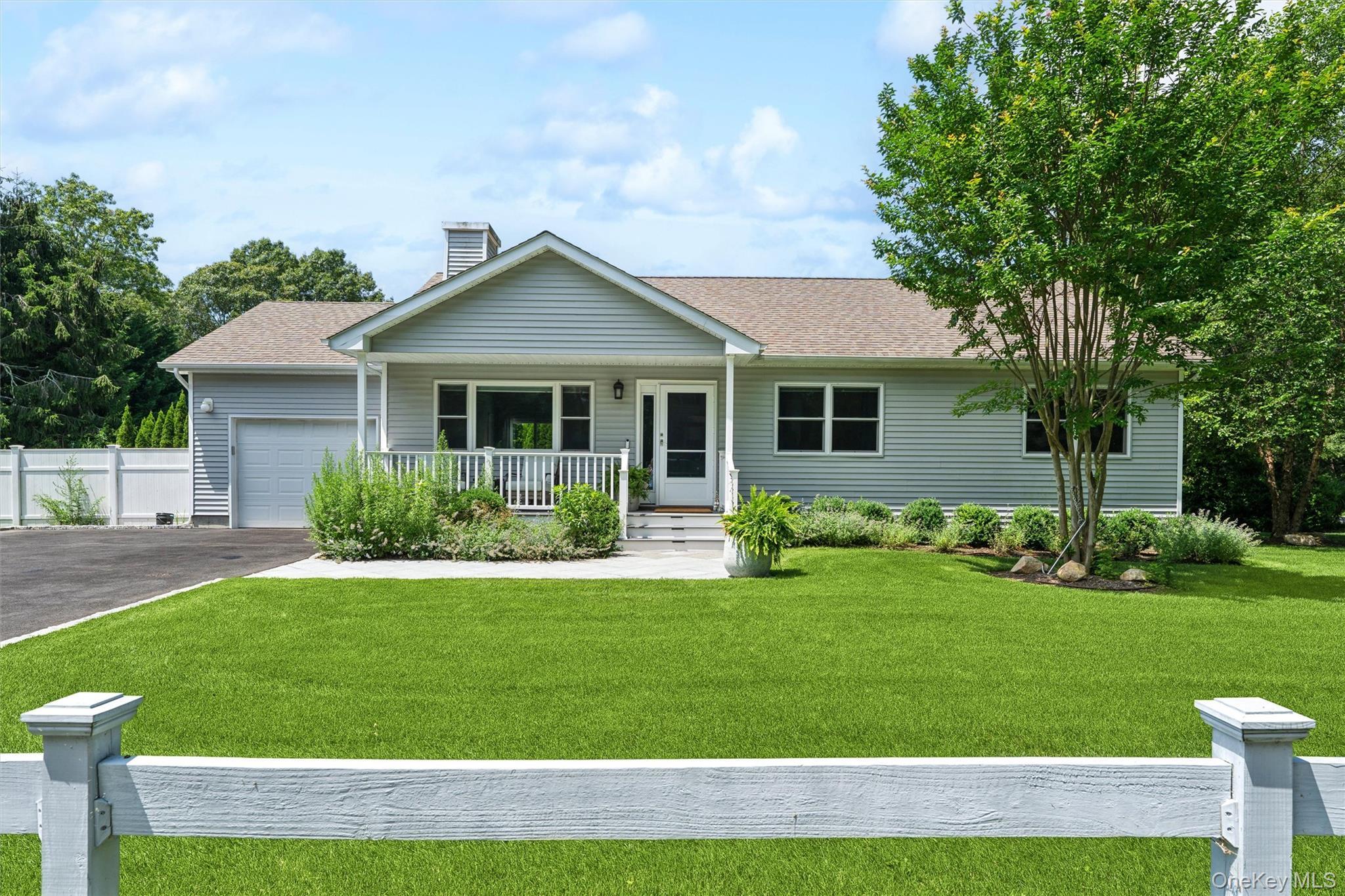 Single Family Hampton Bays  Suffolk County, NY 11946, MLS-890295-18