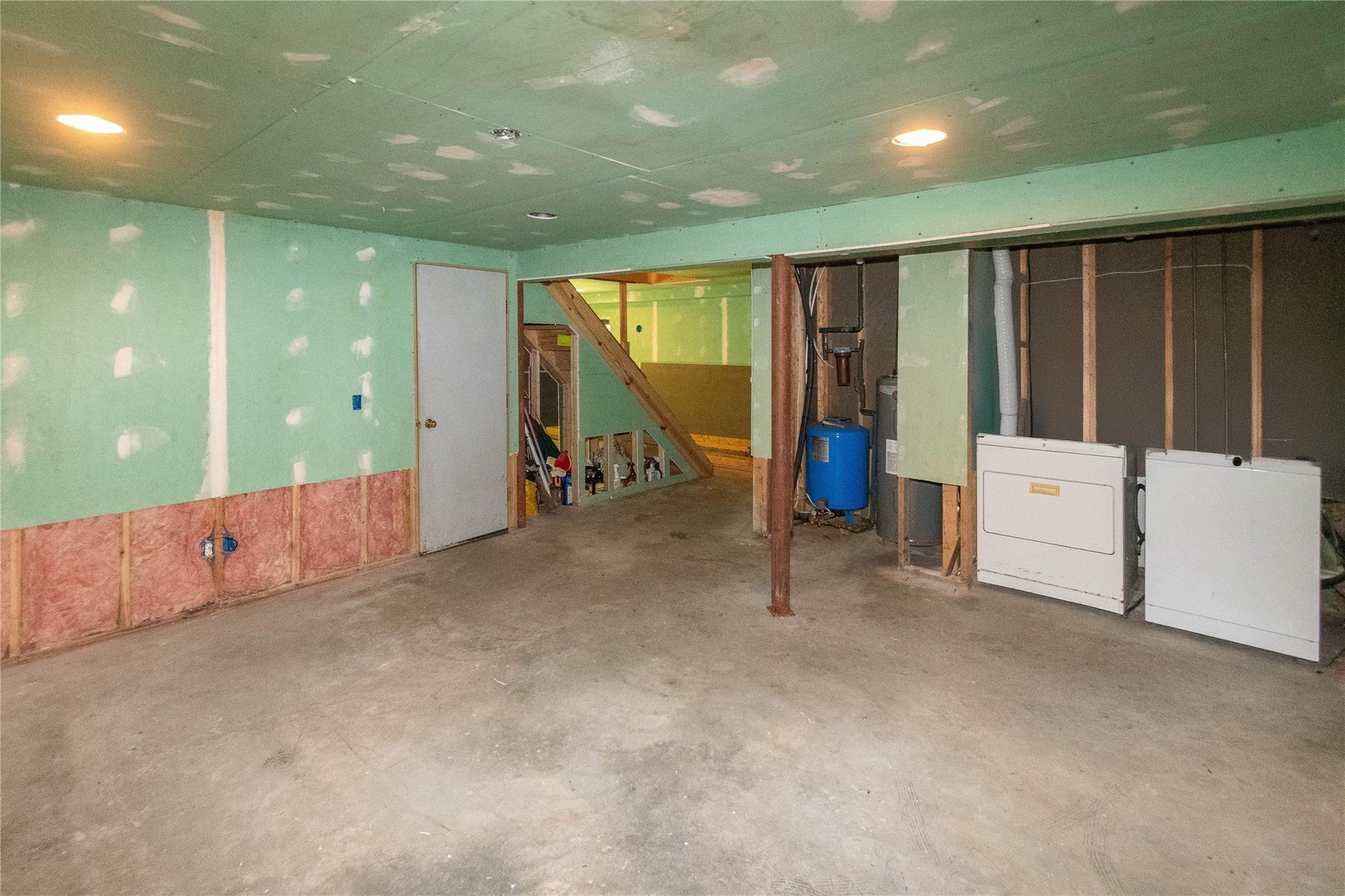 Single Family Gina  Sullivan County, NY 12720, MLS-890302-43