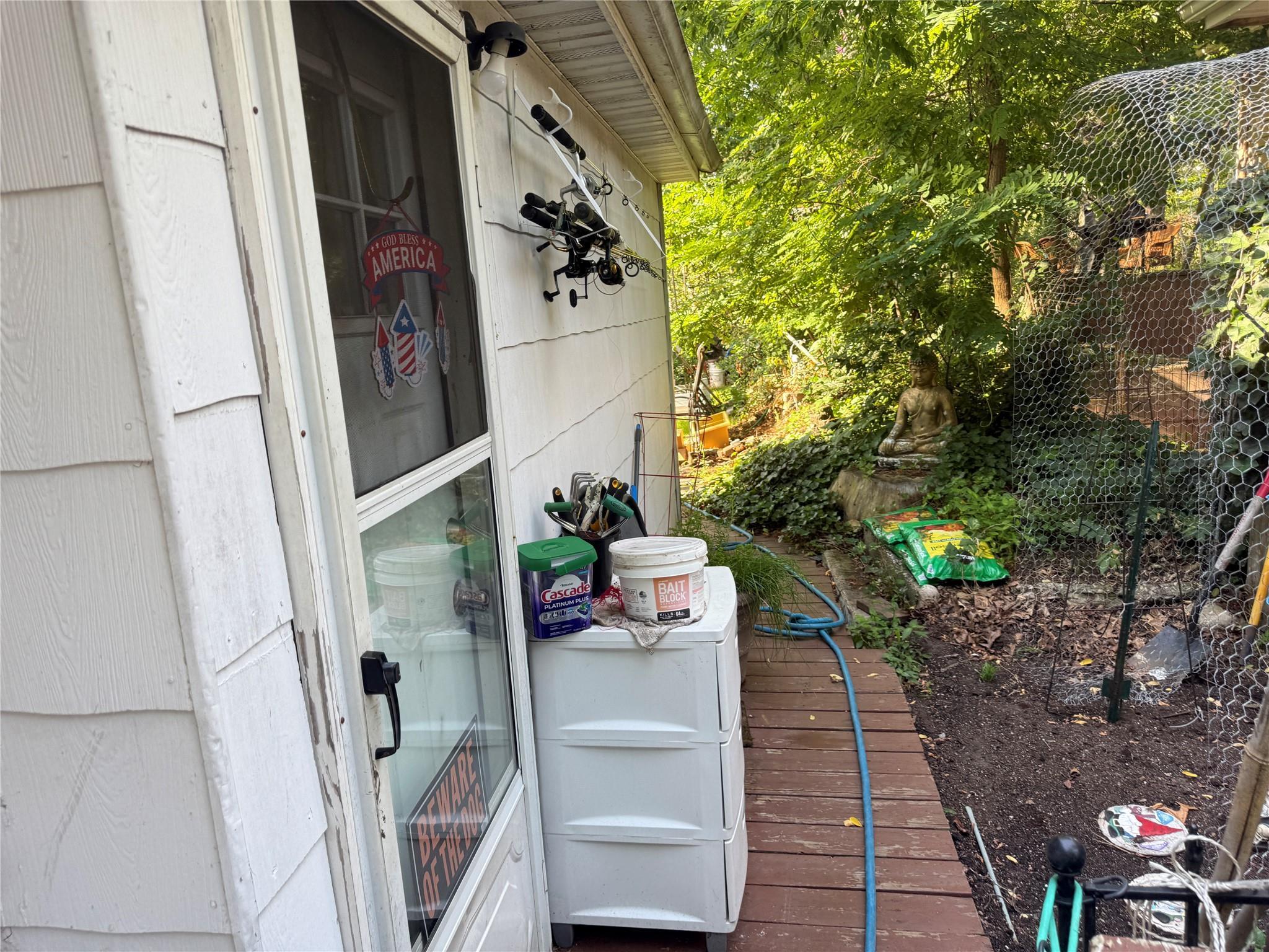 Single Family Brightwaters  Suffolk County, NY 11789, MLS-890402-5
