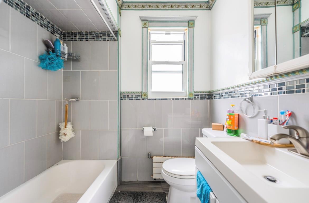Single Family 85th  Queens, NY 11421, MLS-890406-11