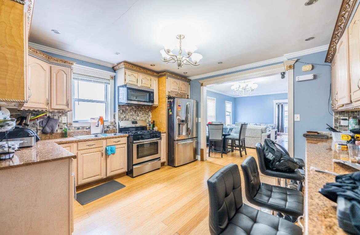 Single Family 85th  Queens, NY 11421, MLS-890406-15