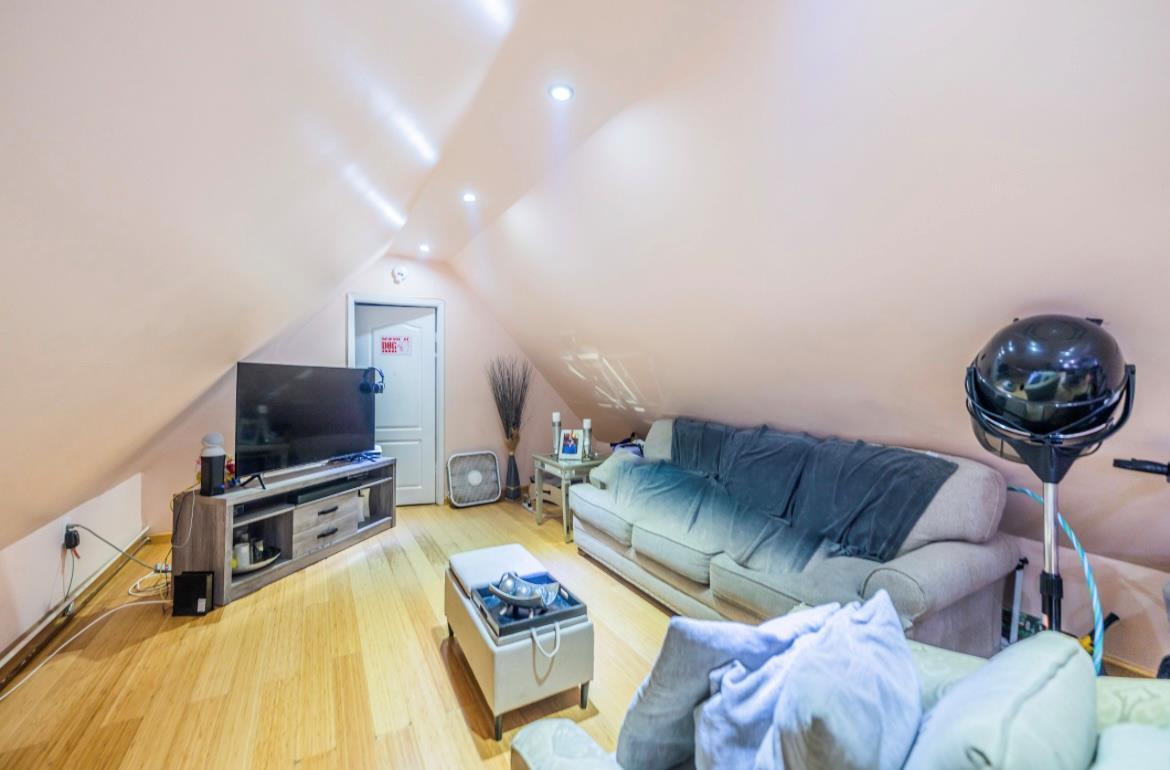 Single Family 85th  Queens, NY 11421, MLS-890406-2