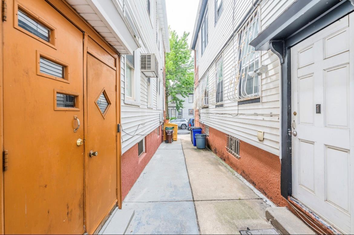 Single Family 85th  Queens, NY 11421, MLS-890406-20
