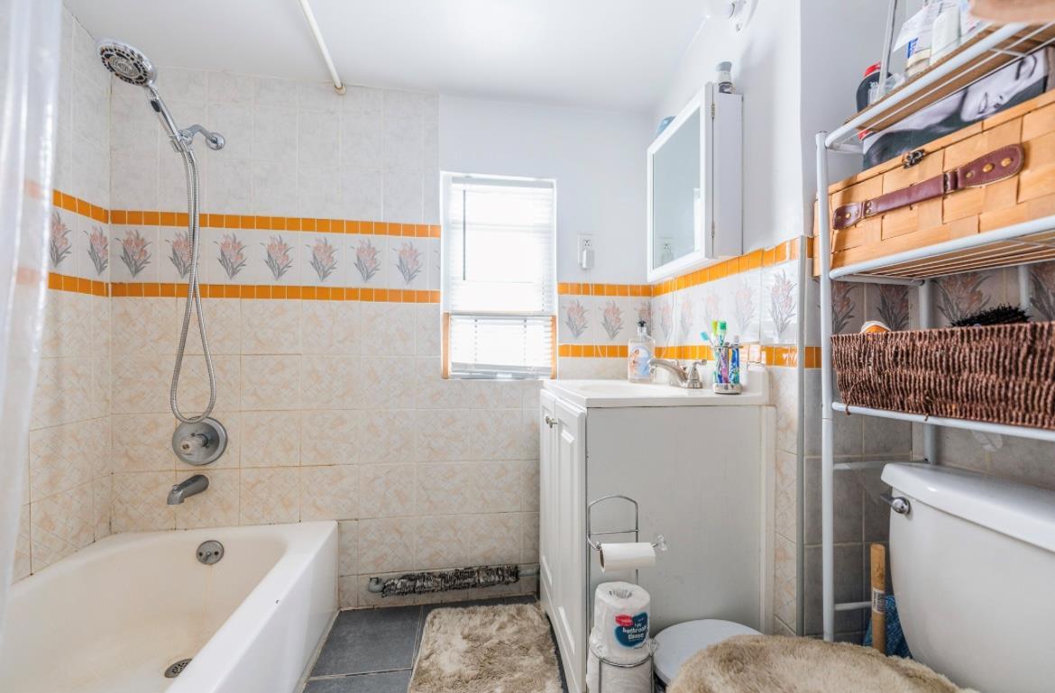 Single Family 85th  Queens, NY 11421, MLS-890406-4