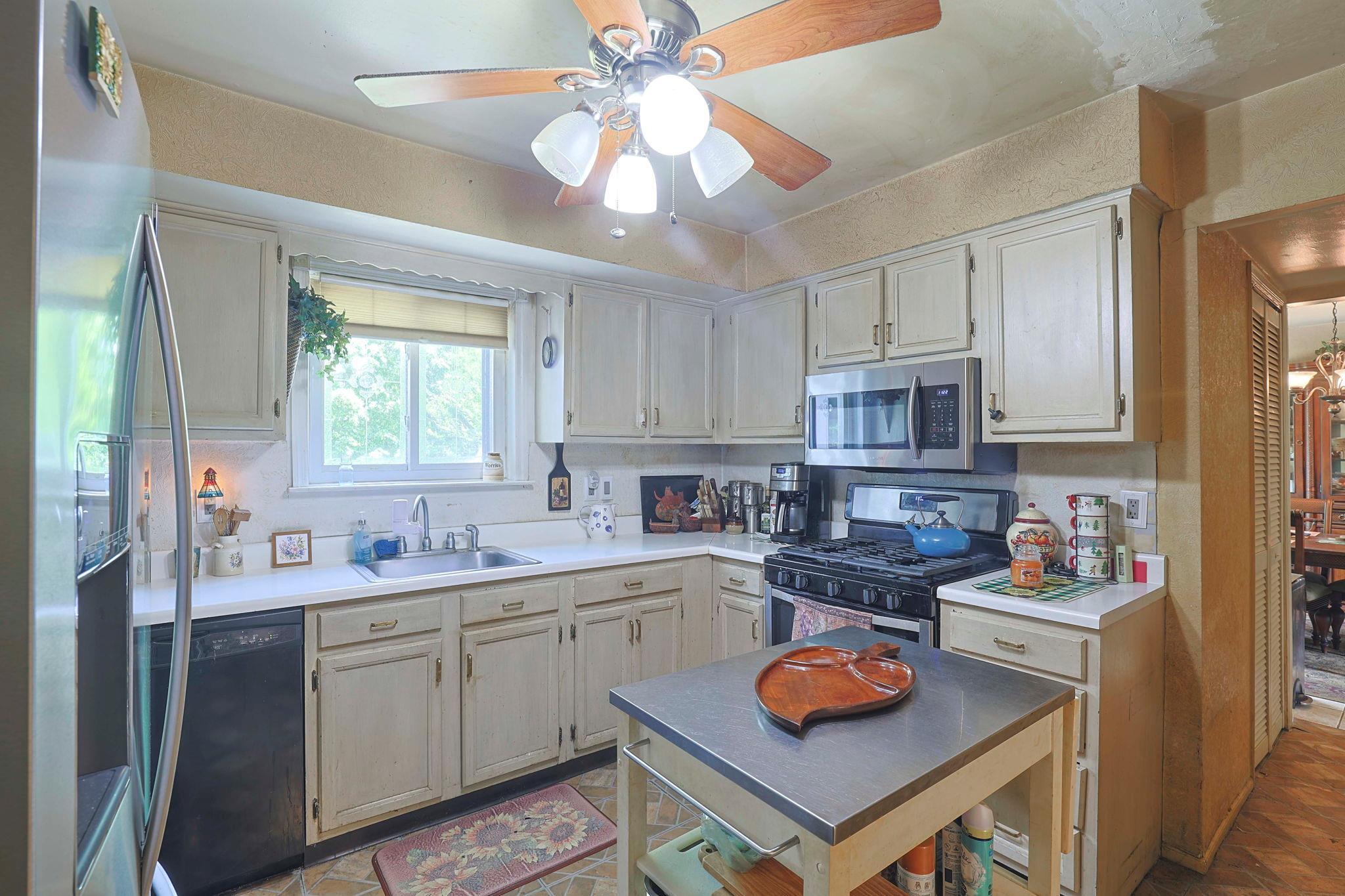 Single Family Mohican  Orange County, NY 12550, MLS-890417-26