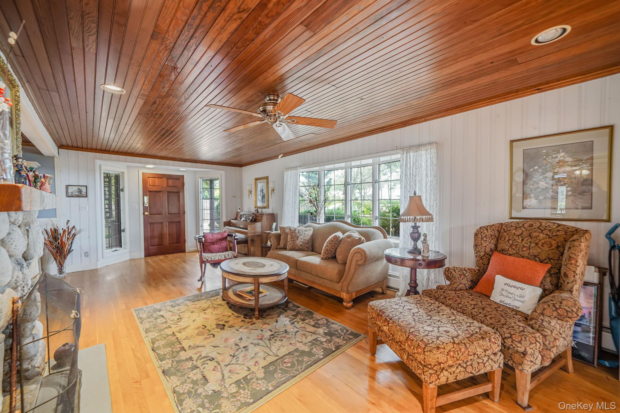 Single Family Asharoken Suffolk County, NY 11768, MLS-890436-11