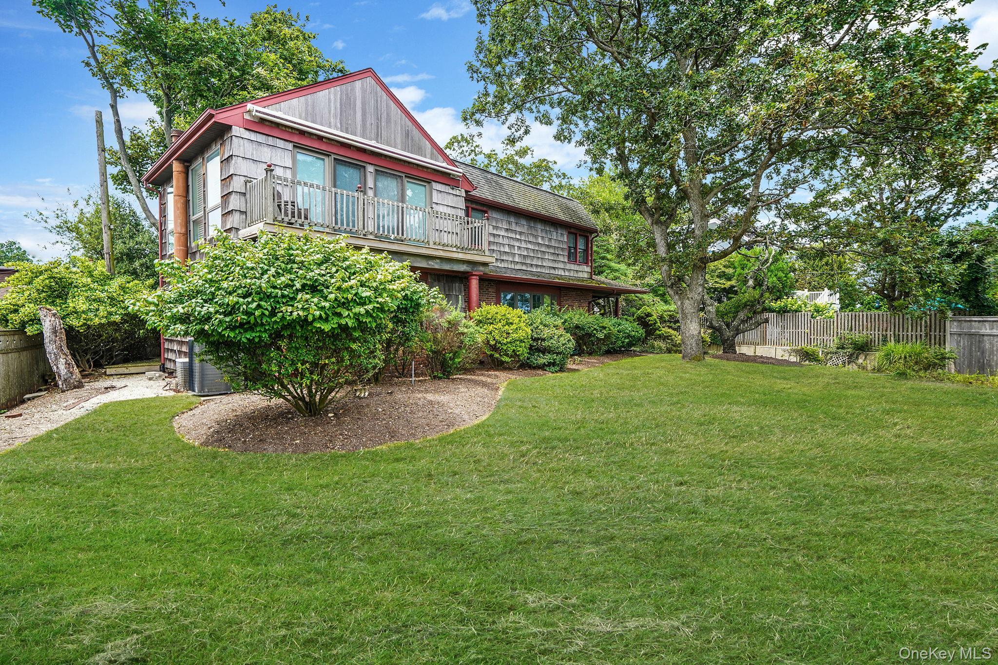 Single Family Asharoken Suffolk County, NY 11768, MLS-890436-24