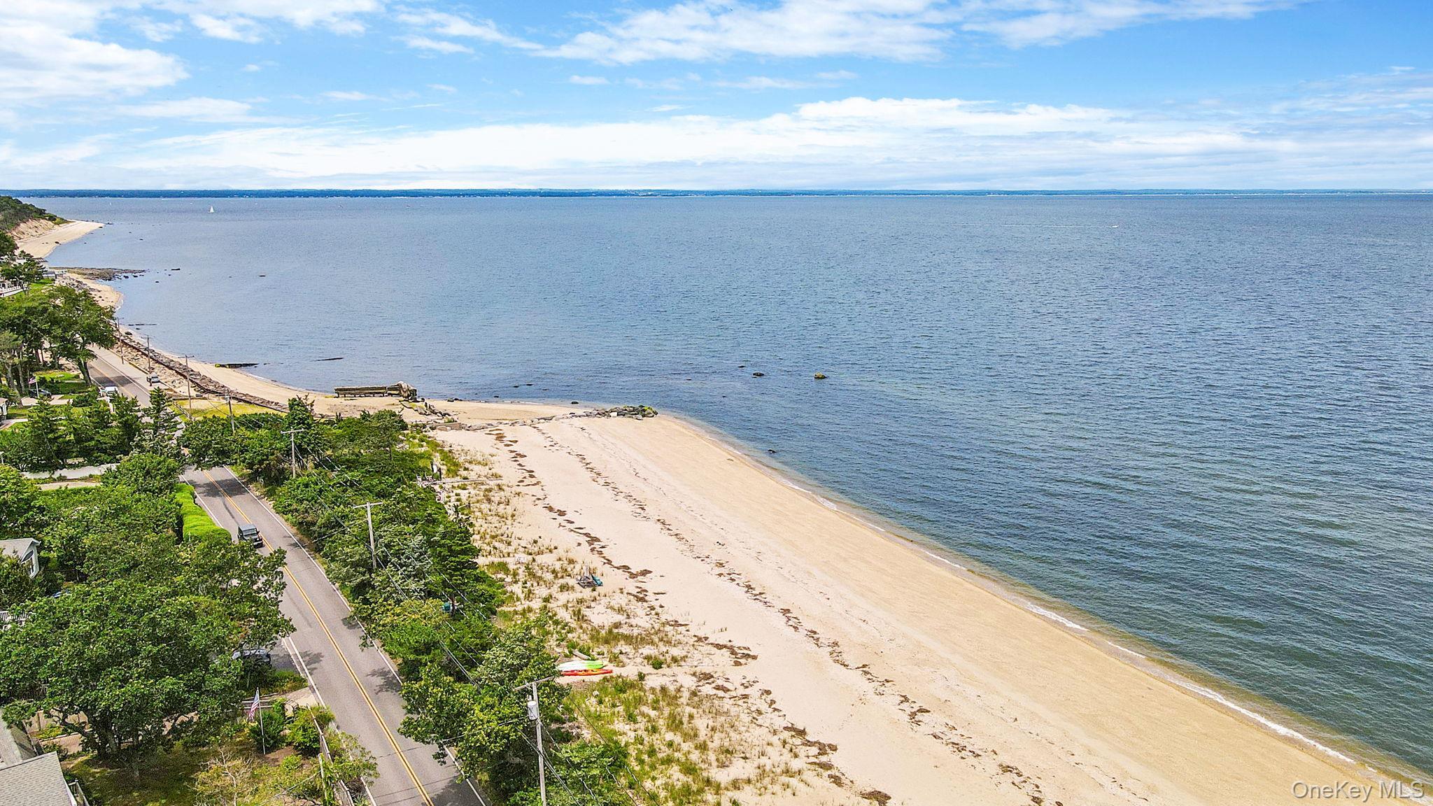 Single Family Asharoken Suffolk County, NY 11768, MLS-890436-34