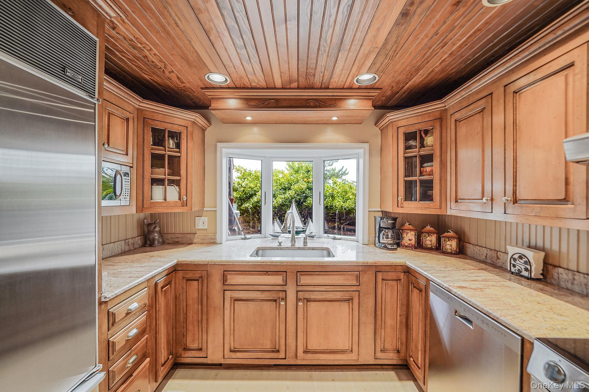 Single Family Asharoken Suffolk County, NY 11768, MLS-890436-5