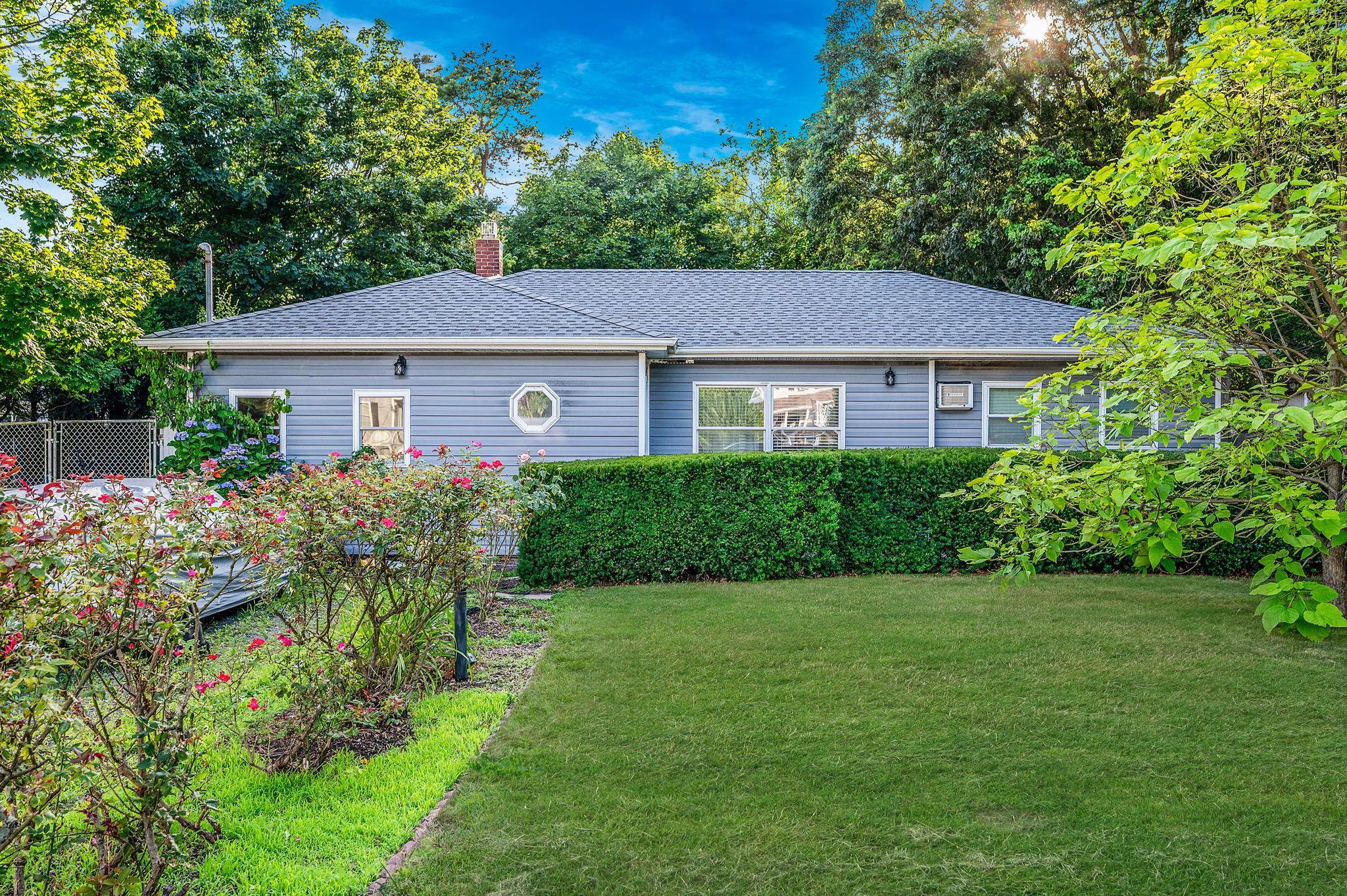 Single Family Dunton  Suffolk County, NY 11772, MLS-890439-2