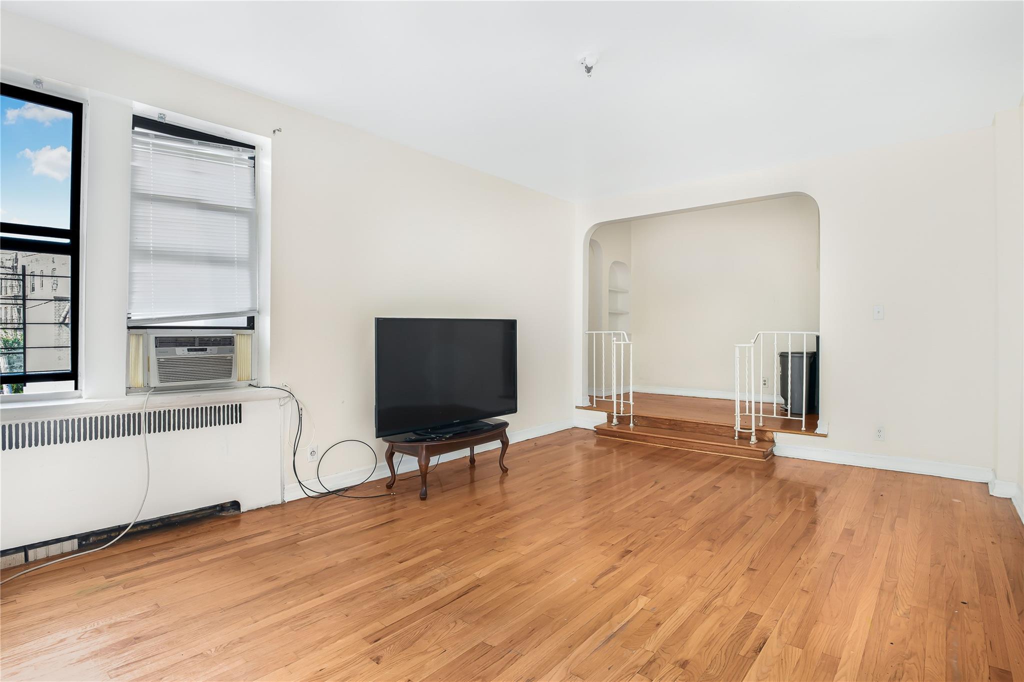 Coop Woodycrest  Bronx, NY 10452, MLS-890446-2