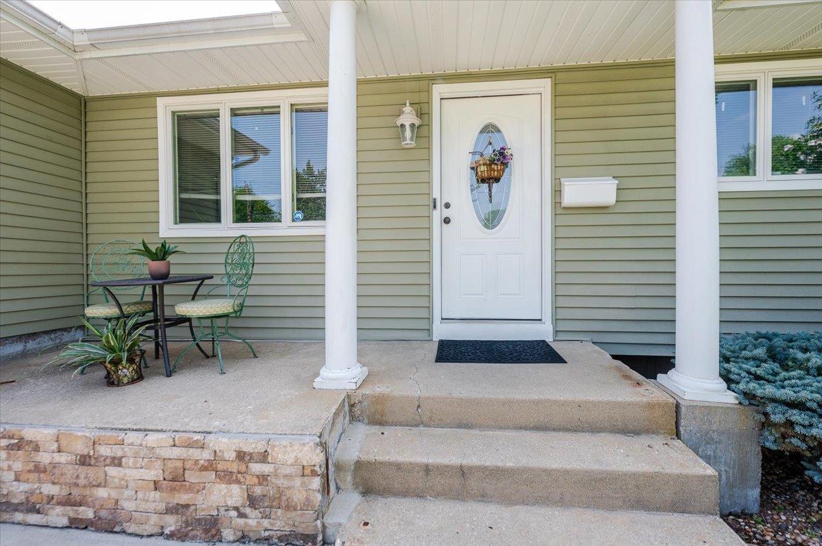 Single Family Chicago  Suffolk County, NY 11706, MLS-890460-2