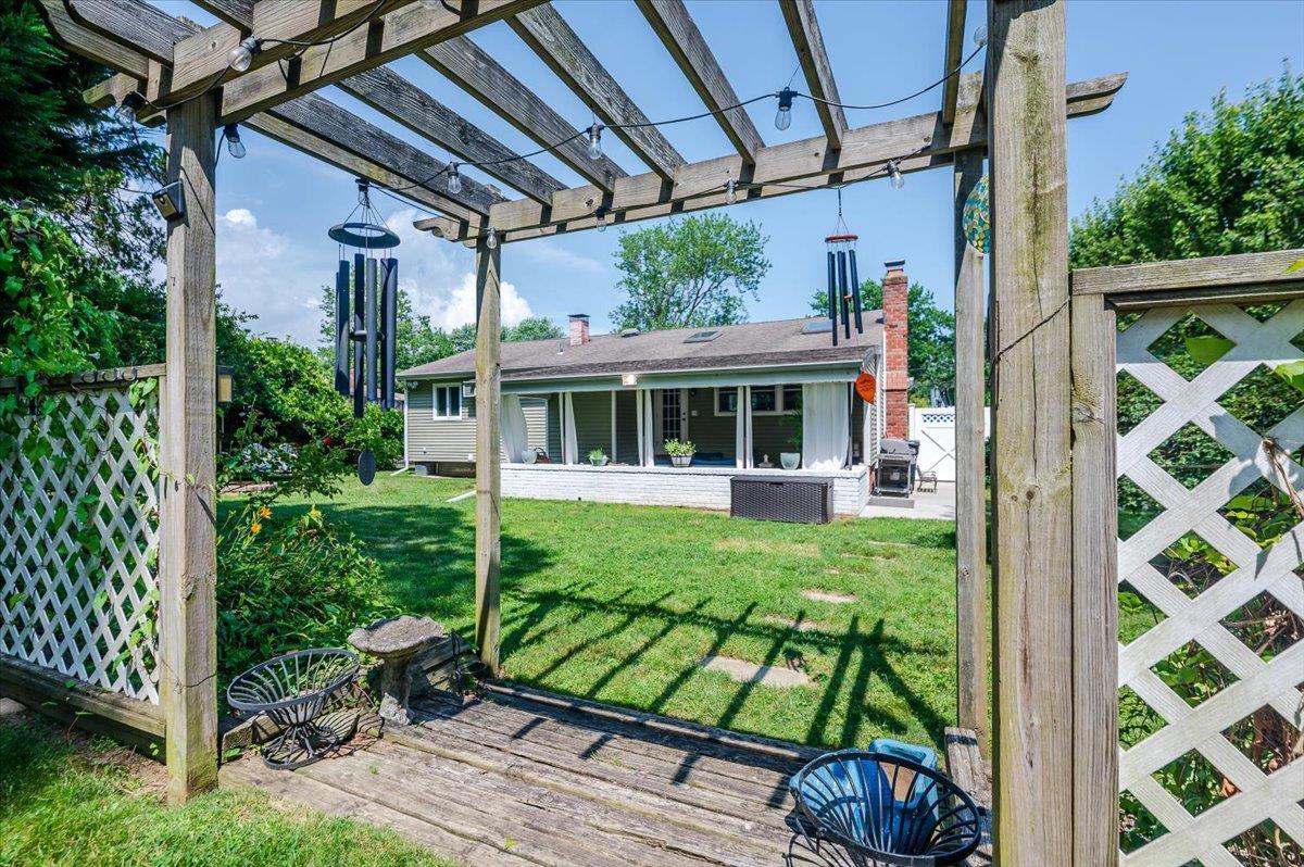 Single Family Chicago  Suffolk County, NY 11706, MLS-890460-24