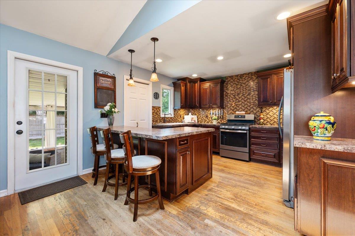 Single Family Chicago  Suffolk County, NY 11706, MLS-890460-7