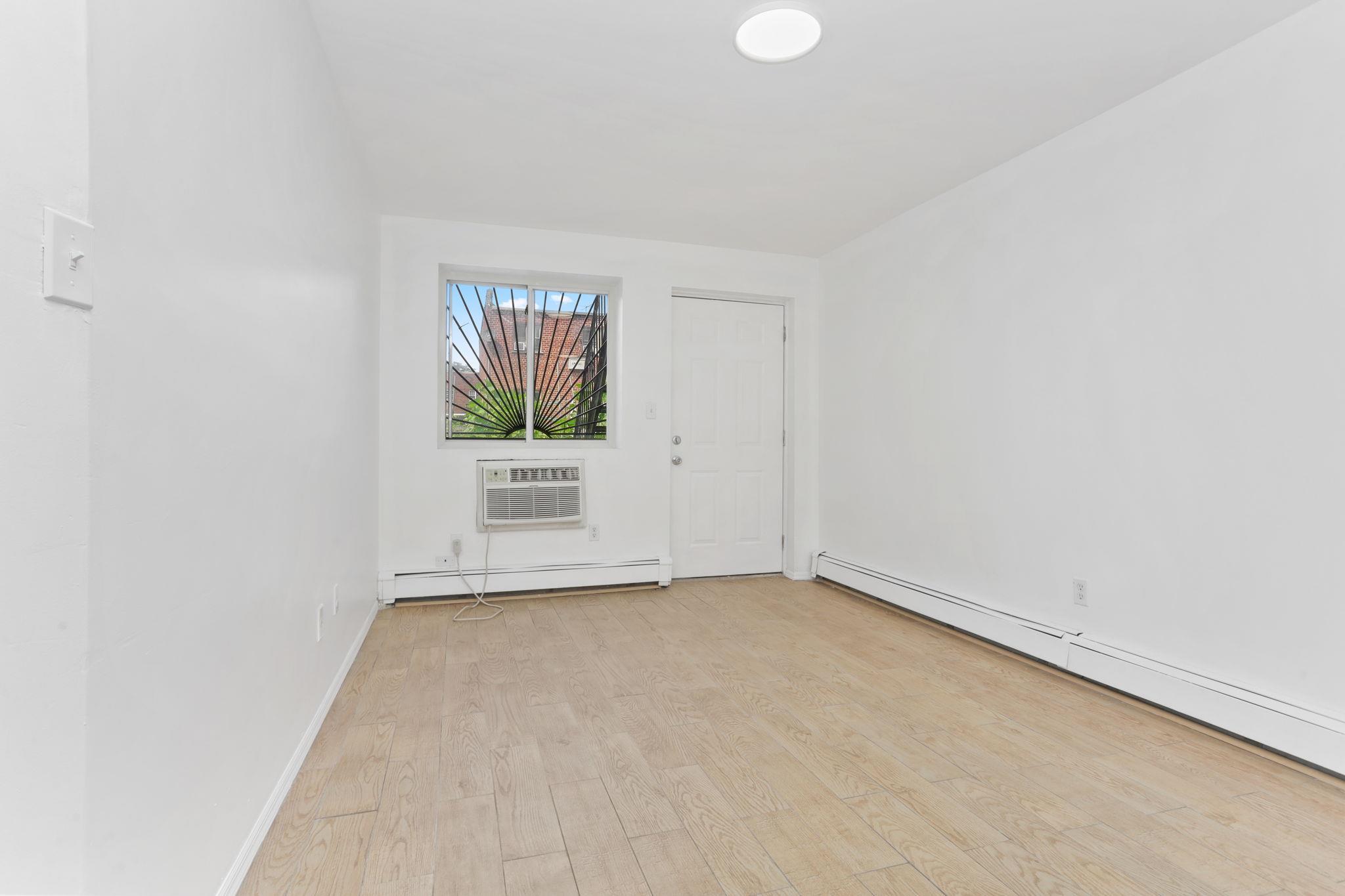 Apartment 226th  Bronx, NY 10466, MLS-890477-13