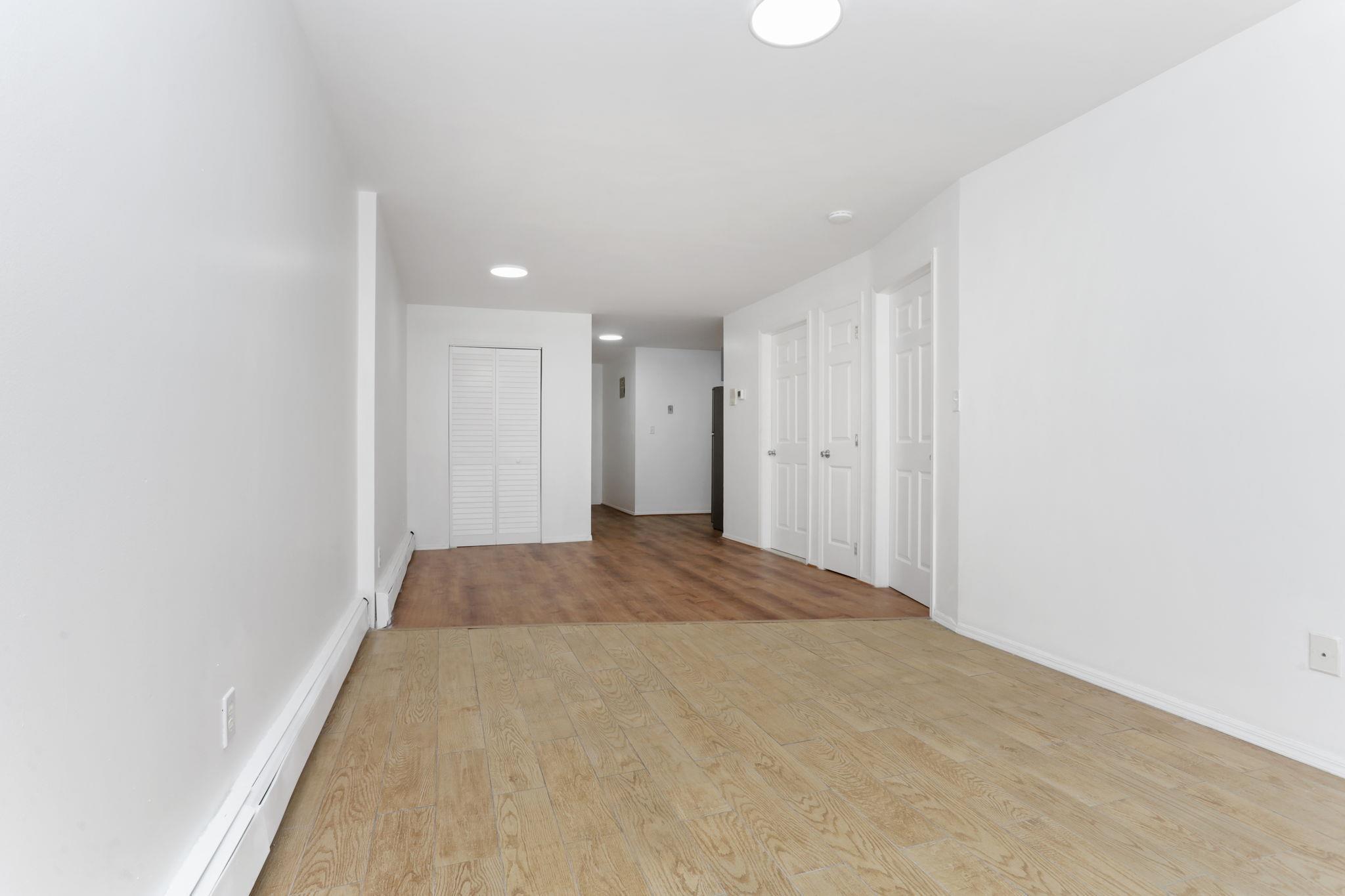 Apartment 226th  Bronx, NY 10466, MLS-890477-15