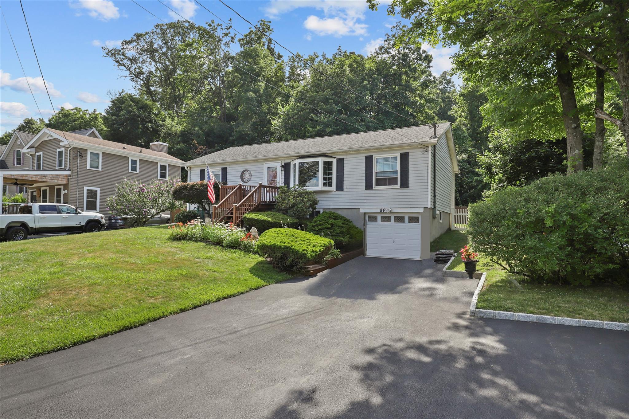 Single Family Entrance  Putnam County, NY 10541, MLS-890516-23