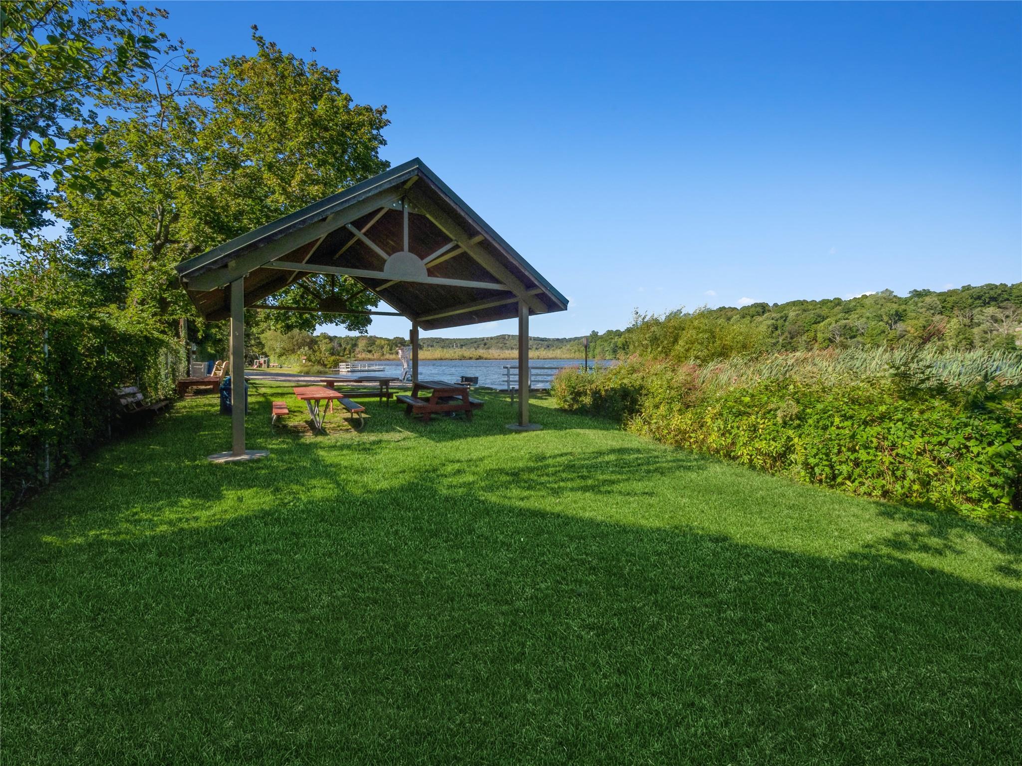 Single Family Entrance  Putnam County, NY 10541, MLS-890516-25