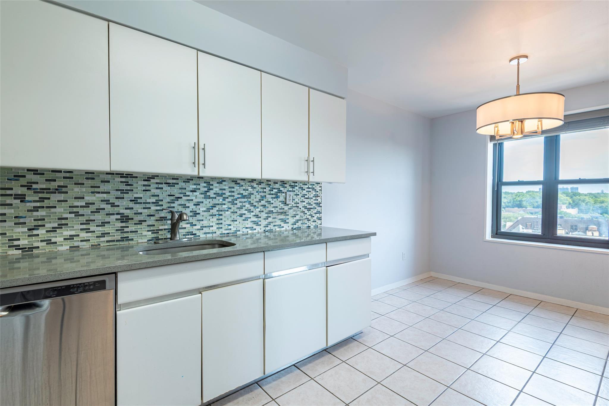 Condo Bond  Nassau County, NY 11021, MLS-890519-12