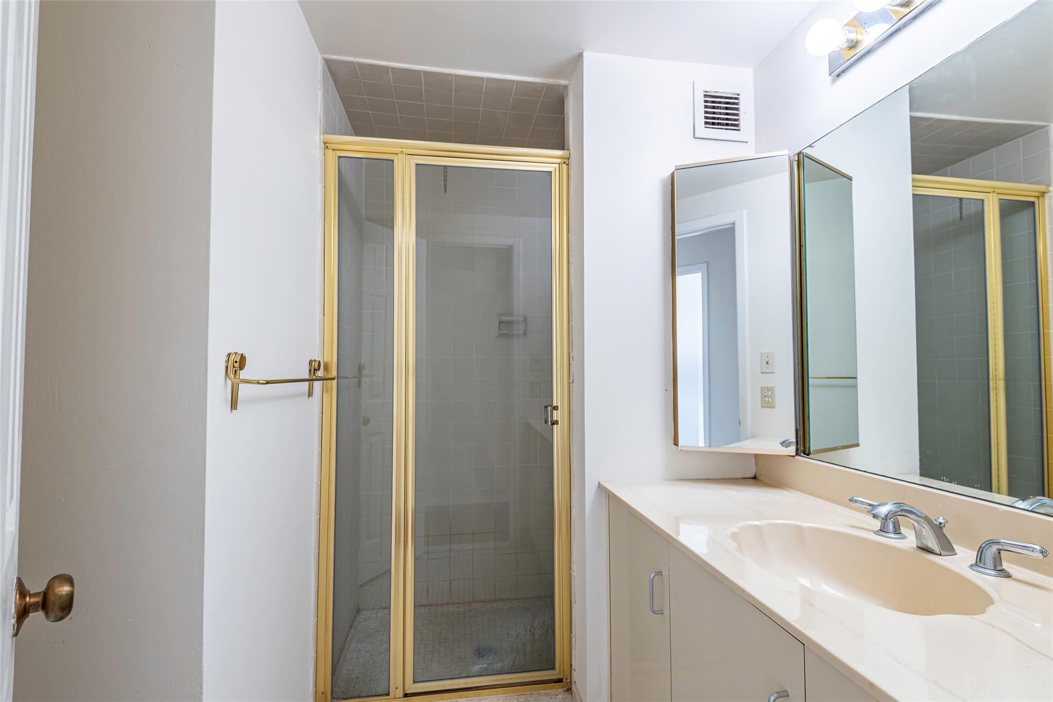 Condo Bond  Nassau County, NY 11021, MLS-890519-15