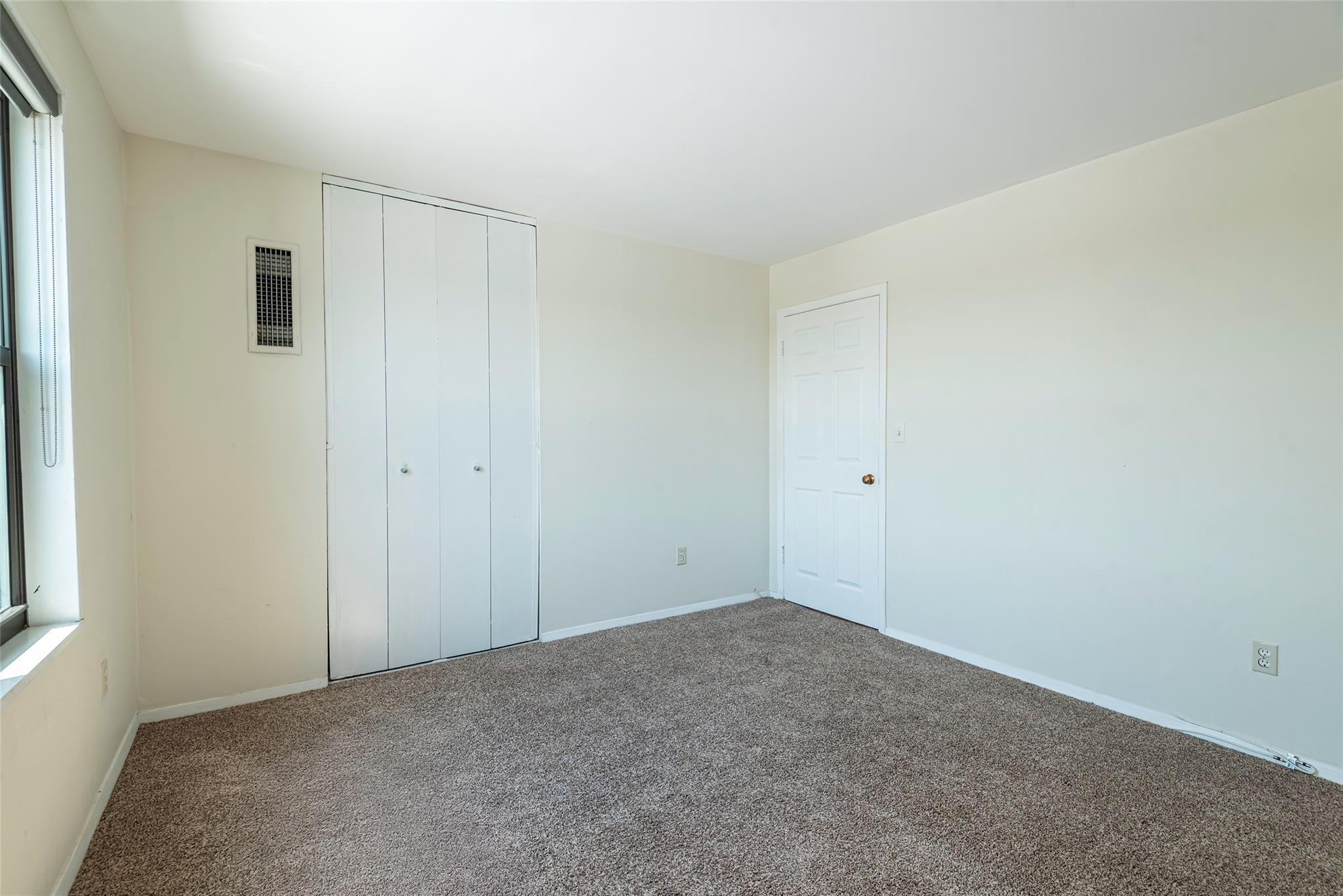 Condo Bond  Nassau County, NY 11021, MLS-890519-18