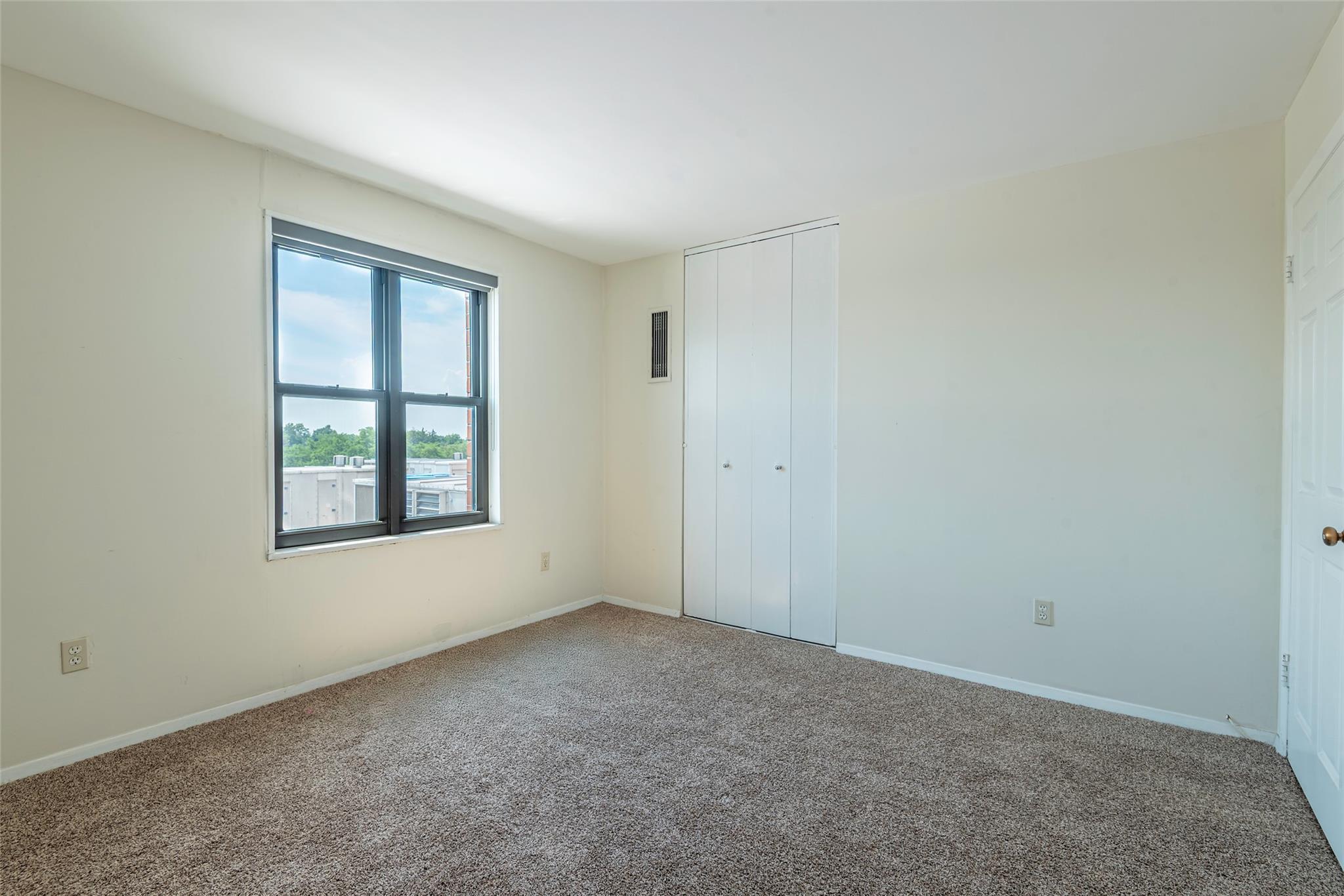 Condo Bond  Nassau County, NY 11021, MLS-890519-19