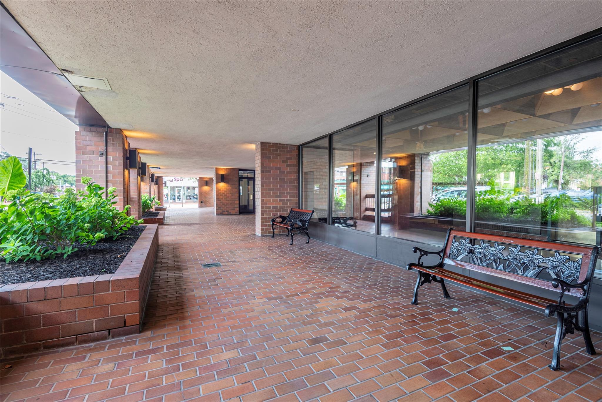 Condo Bond  Nassau County, NY 11021, MLS-890519-33