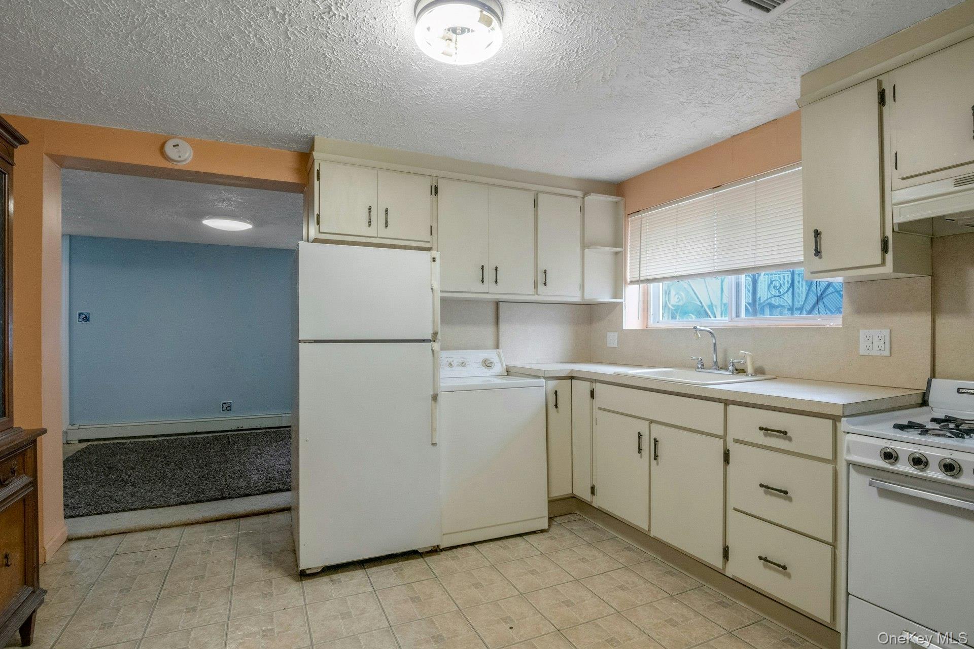 Single Family Stadium  Bronx, NY 10465, MLS-890561-12