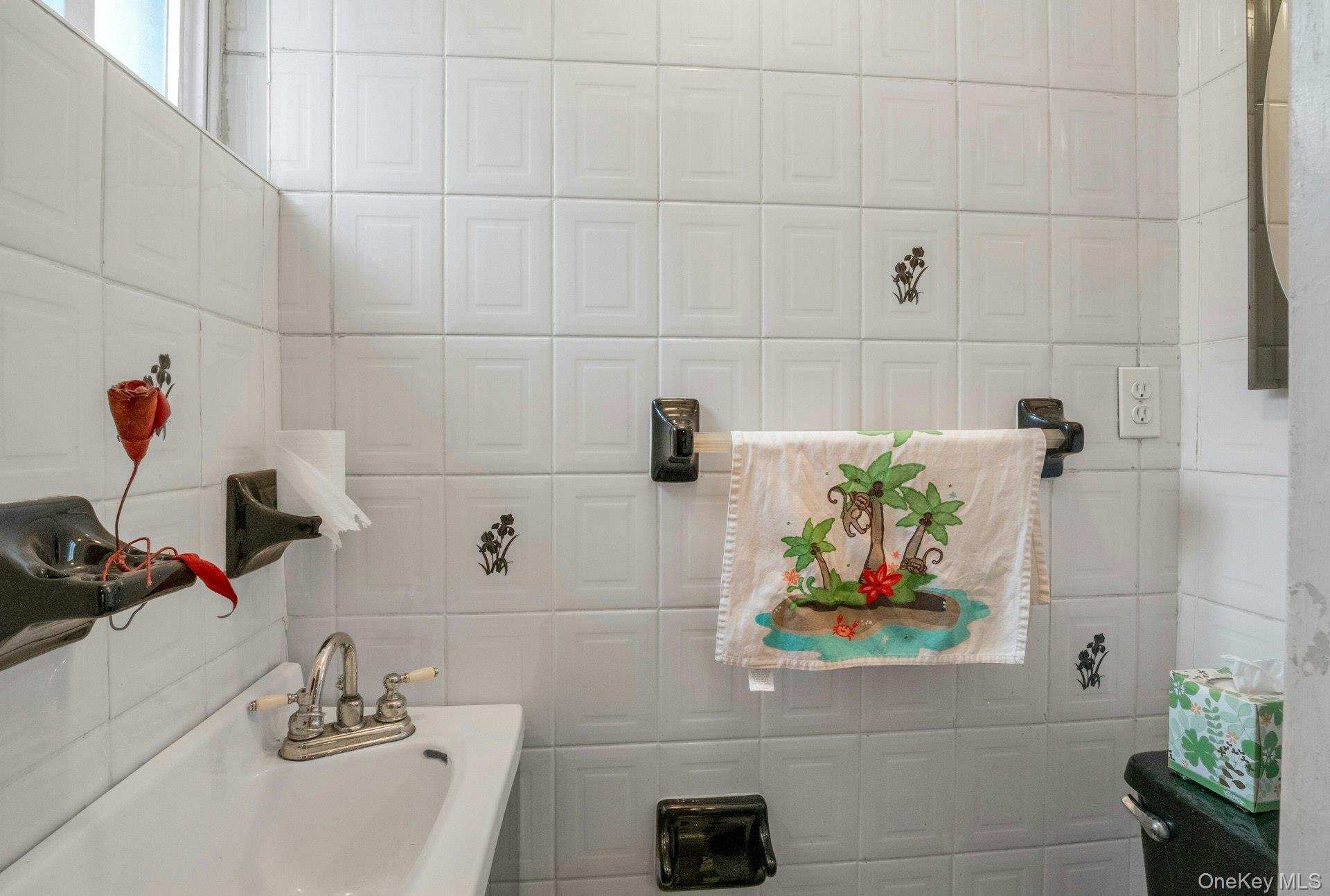 Single Family Stadium  Bronx, NY 10465, MLS-890561-22