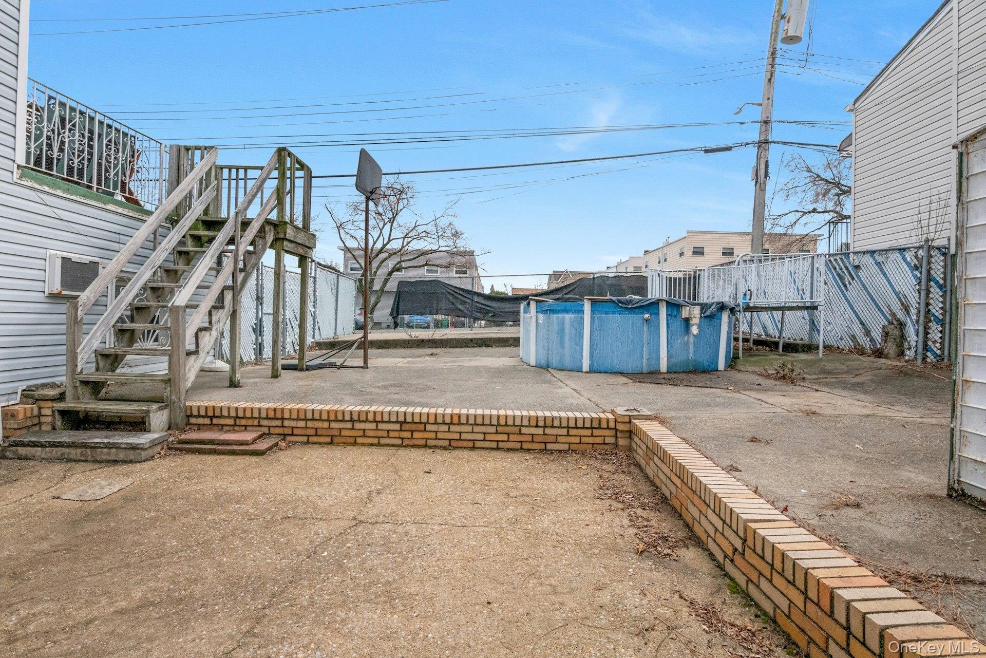 Single Family Stadium  Bronx, NY 10465, MLS-890561-27