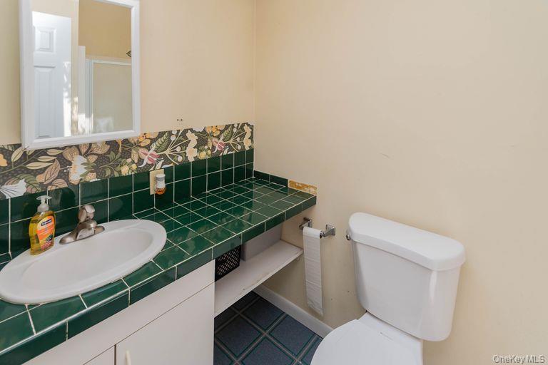 Single Family Holland  Orange County, NY 12566, MLS-890587-34